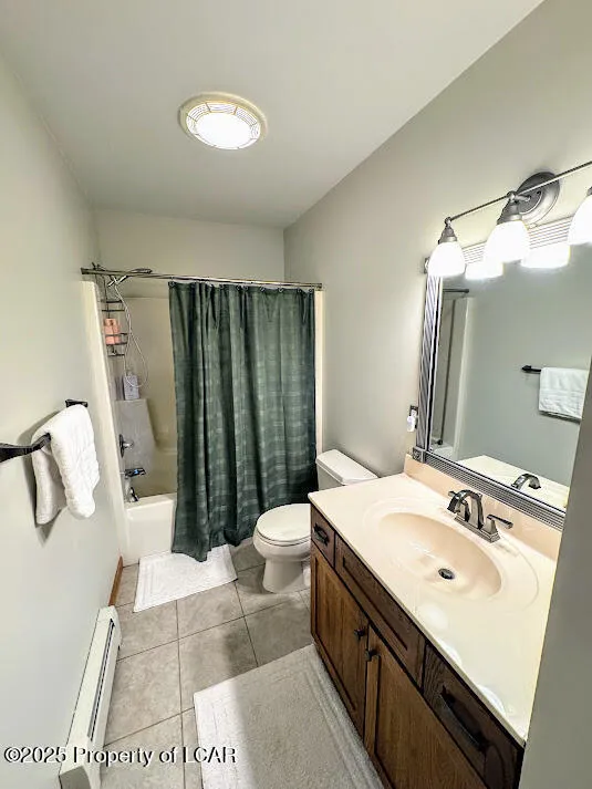 64 Algonquin Drive, Hazleton, PA 18202, 3 Bedrooms Bedrooms, 9 Rooms Rooms,3 BathroomsBathrooms,Residential,For Sale,Algonquin Drive,25-2450