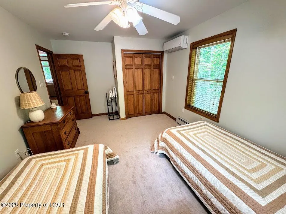 64 Algonquin Drive, Hazleton, PA 18202, 3 Bedrooms Bedrooms, 9 Rooms Rooms,3 BathroomsBathrooms,Residential,For Sale,Algonquin Drive,25-2450