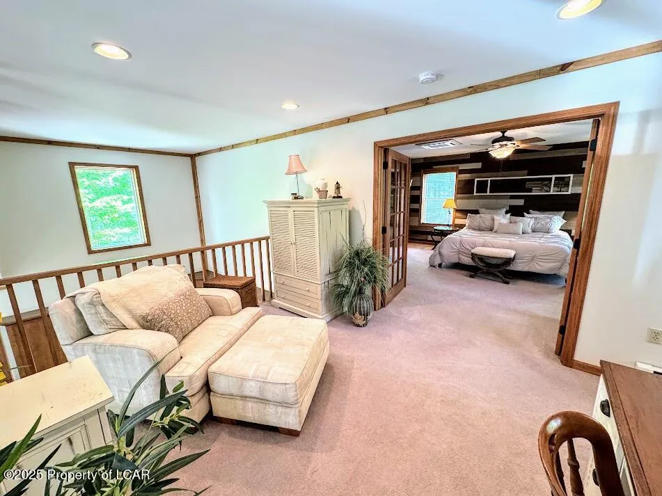 64 Algonquin Drive, Hazleton, PA 18202, 3 Bedrooms Bedrooms, 9 Rooms Rooms,3 BathroomsBathrooms,Residential,For Sale,Algonquin Drive,25-2450