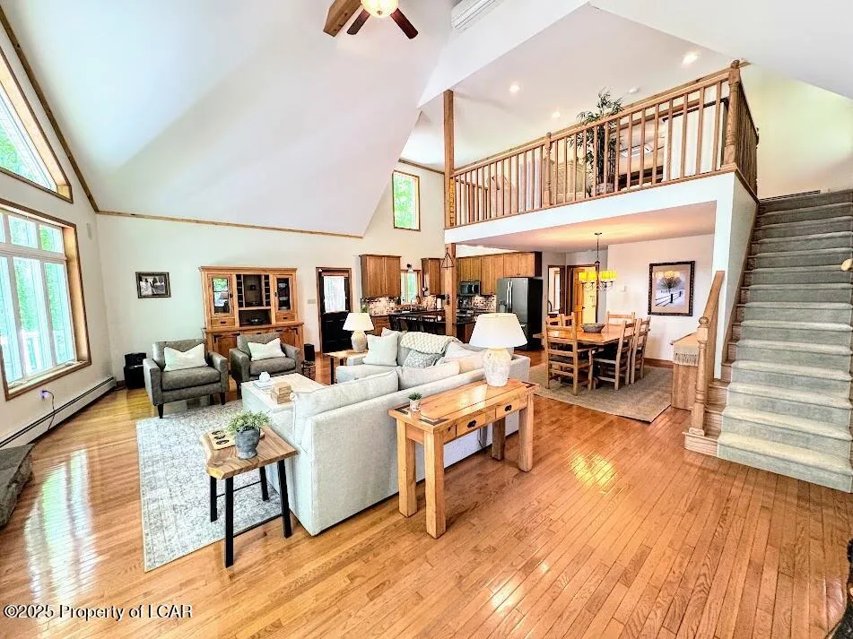 64 Algonquin Drive, Hazleton, PA 18202, 3 Bedrooms Bedrooms, 9 Rooms Rooms,3 BathroomsBathrooms,Residential,For Sale,Algonquin Drive,25-2450