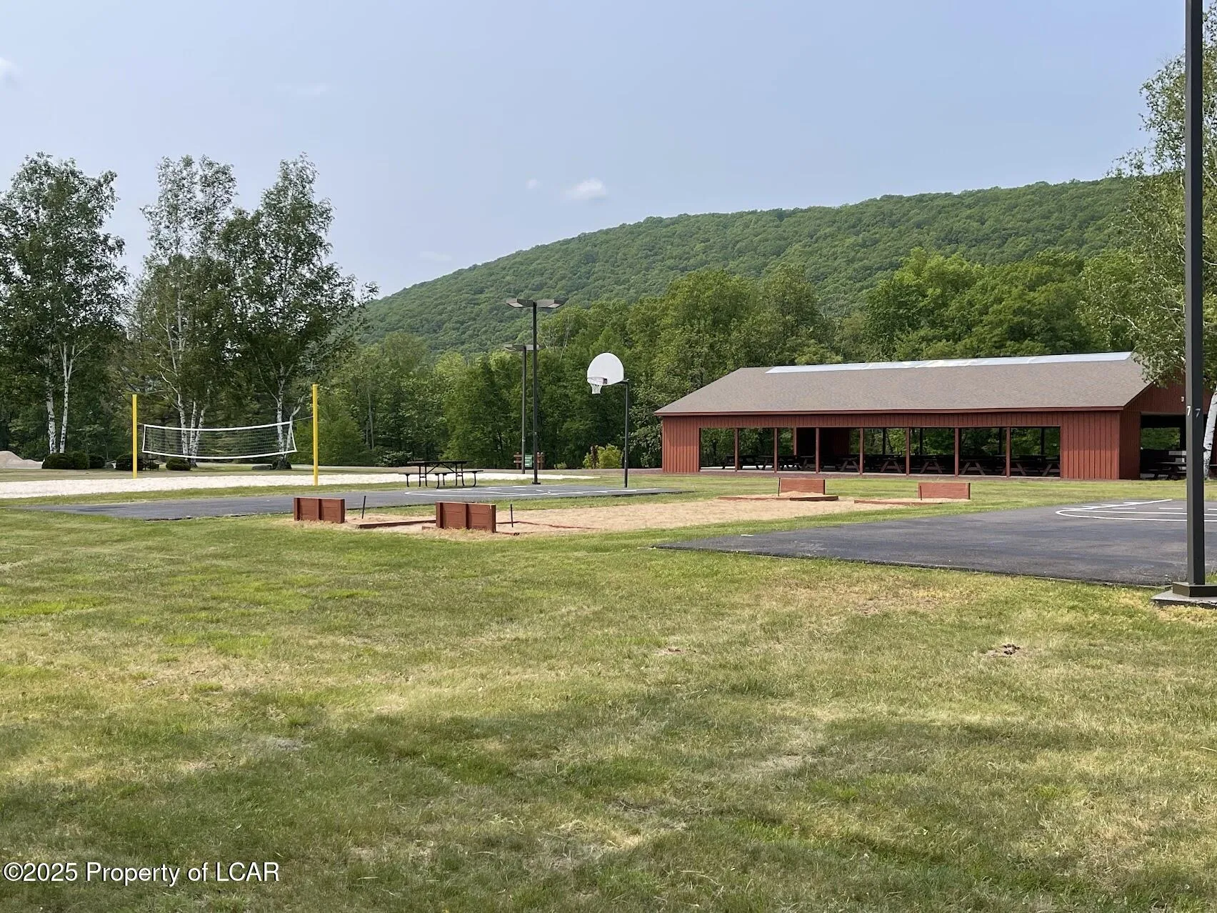 64 Algonquin Drive, Hazleton, PA 18202, 3 Bedrooms Bedrooms, 9 Rooms Rooms,3 BathroomsBathrooms,Residential,For Sale,Algonquin Drive,25-2450