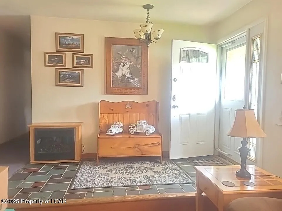 910 Roosevelt Street, Hazle Twp, PA 18202, 3 Bedrooms Bedrooms, 7 Rooms Rooms,2 BathroomsBathrooms,Residential,For Sale,Roosevelt,25-2654