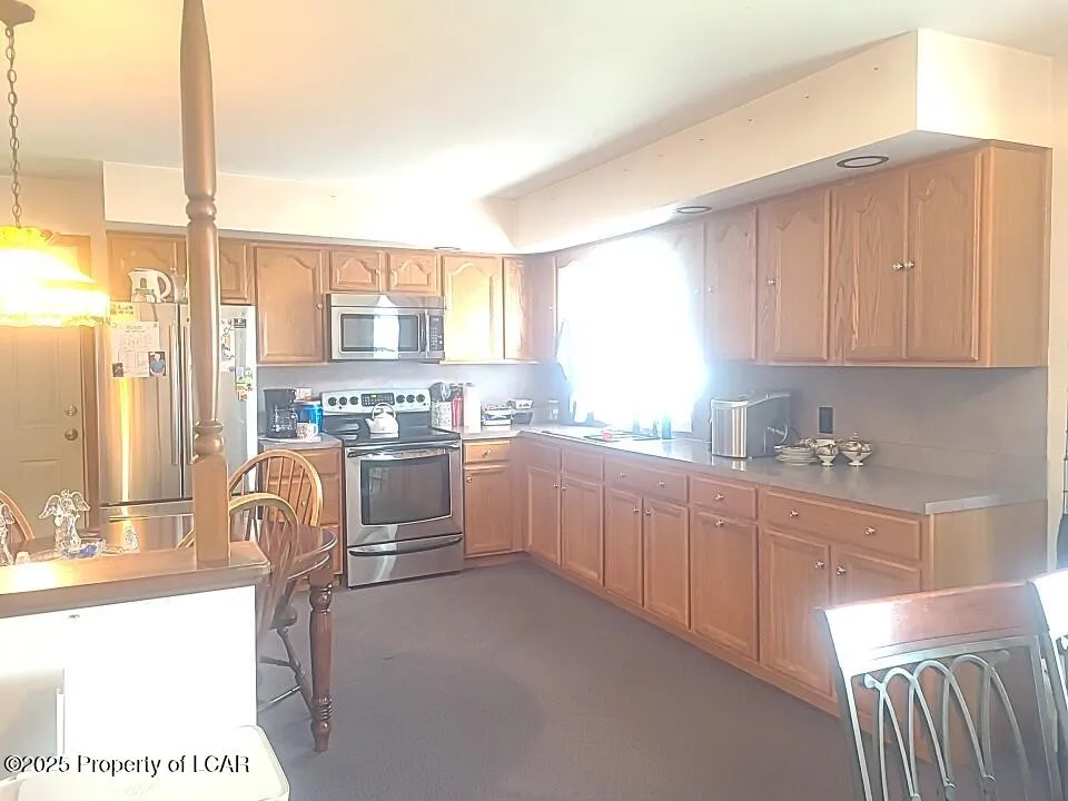 910 Roosevelt Street, Hazle Twp, PA 18202, 3 Bedrooms Bedrooms, 7 Rooms Rooms,2 BathroomsBathrooms,Residential,For Sale,Roosevelt,25-2654