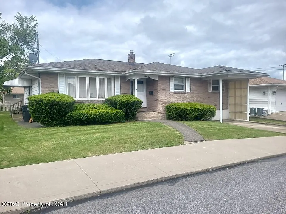 910 Roosevelt Street, Hazle Twp, PA 18202, 3 Bedrooms Bedrooms, 7 Rooms Rooms,2 BathroomsBathrooms,Residential,For Sale,Roosevelt,25-2654