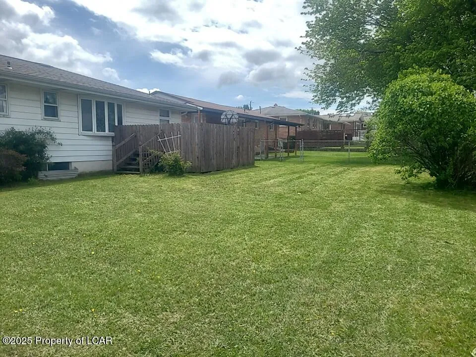 910 Roosevelt Street, Hazle Twp, PA 18202, 3 Bedrooms Bedrooms, 7 Rooms Rooms,2 BathroomsBathrooms,Residential,For Sale,Roosevelt,25-2654