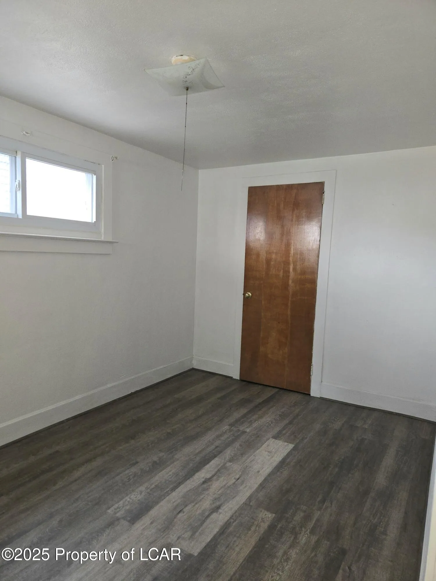 11 Ashley Street, Ashley, PA 18706, 1 Bedroom Bedrooms, 5 Rooms Rooms,1 BathroomBathrooms,Residential Lease,For Rent,Ashley,25-3216