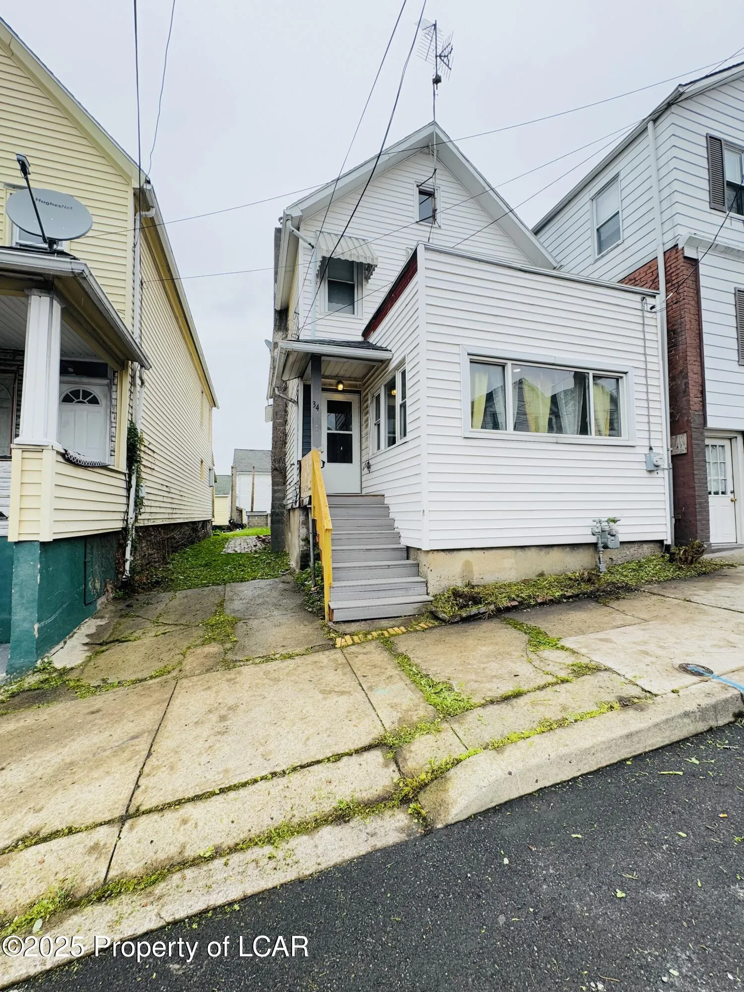 34 Oxford Street, Hanover Township, PA 18706, 4 Bedrooms Bedrooms, 8 Rooms Rooms,2 BathroomsBathrooms,Residential,For Sale,Oxford,25-2990