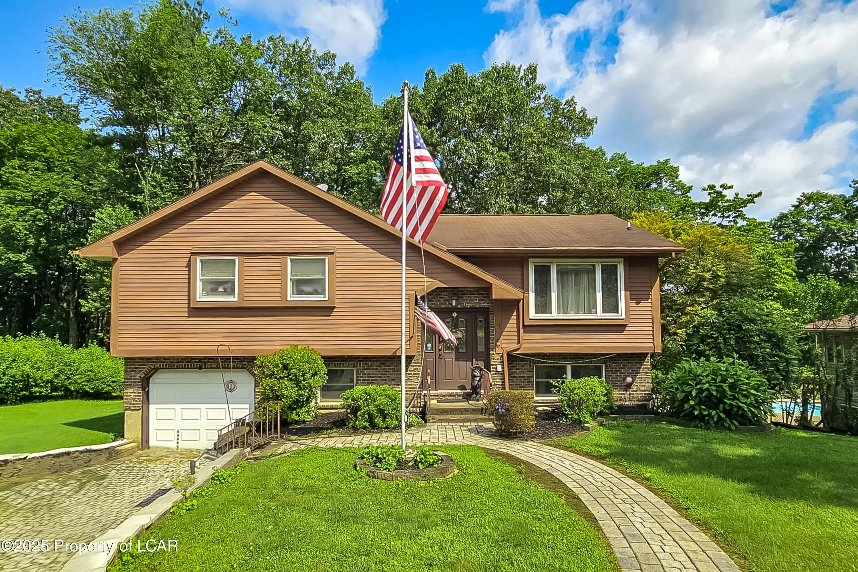 7 Para Drive, Inkerman, PA 18640, 3 Bedrooms Bedrooms, 8 Rooms Rooms,2 BathroomsBathrooms,Residential,For Sale,Para,25-3144