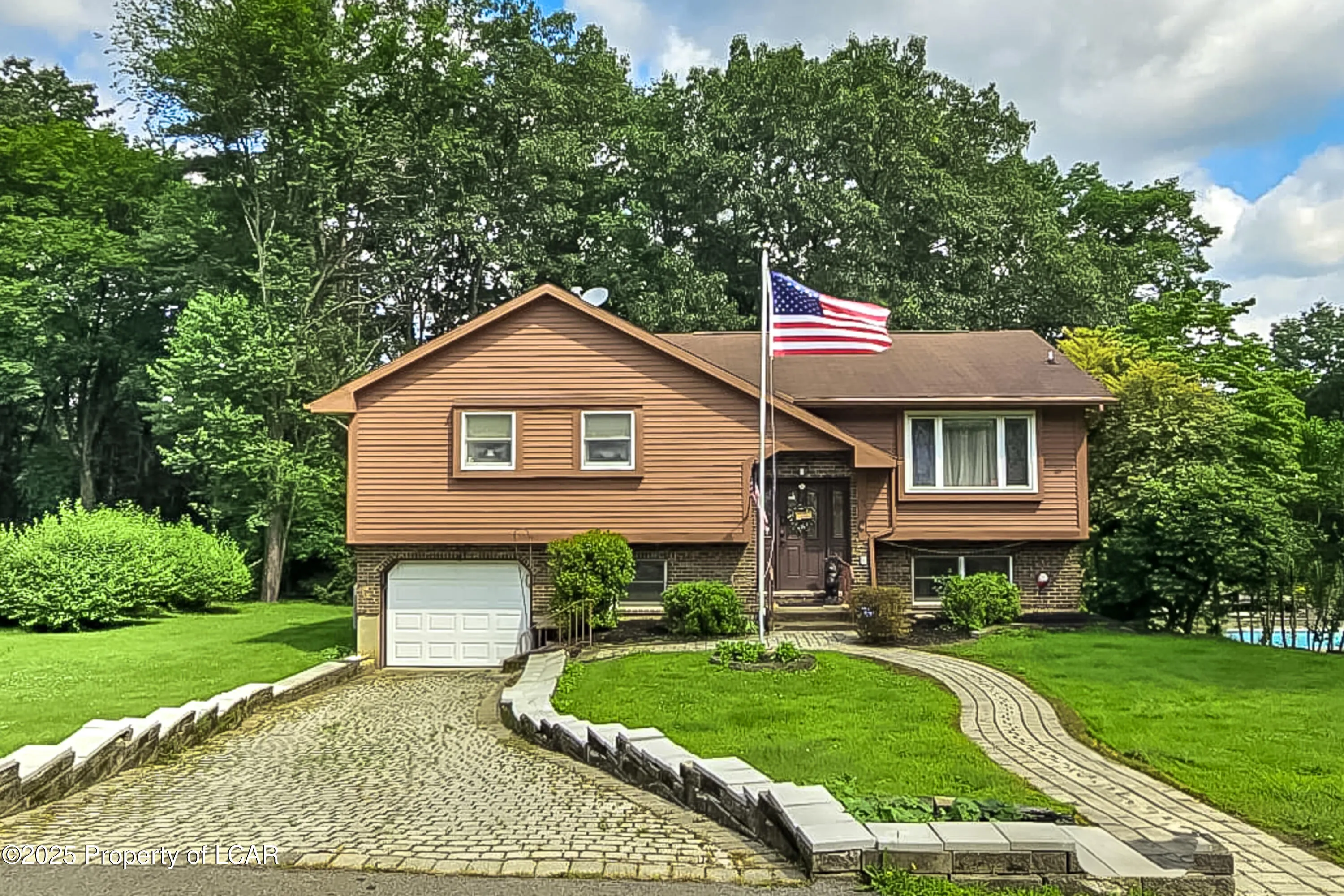 7 Para Drive, Inkerman, PA 18640, 3 Bedrooms Bedrooms, 8 Rooms Rooms,2 BathroomsBathrooms,Residential,For Sale,Para,25-3144