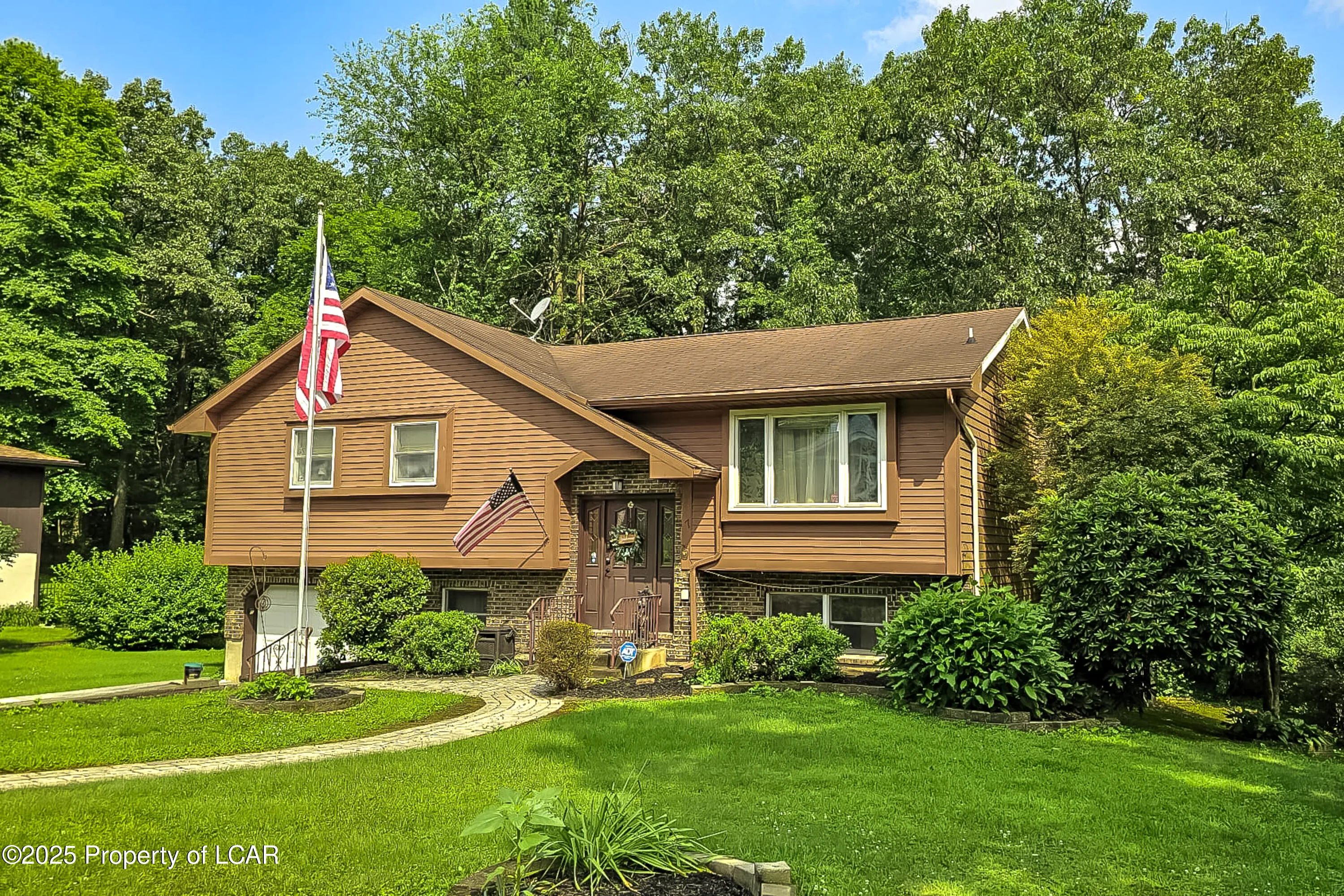 7 Para Drive, Inkerman, PA 18640, 3 Bedrooms Bedrooms, 8 Rooms Rooms,2 BathroomsBathrooms,Residential,For Sale,Para,25-3144