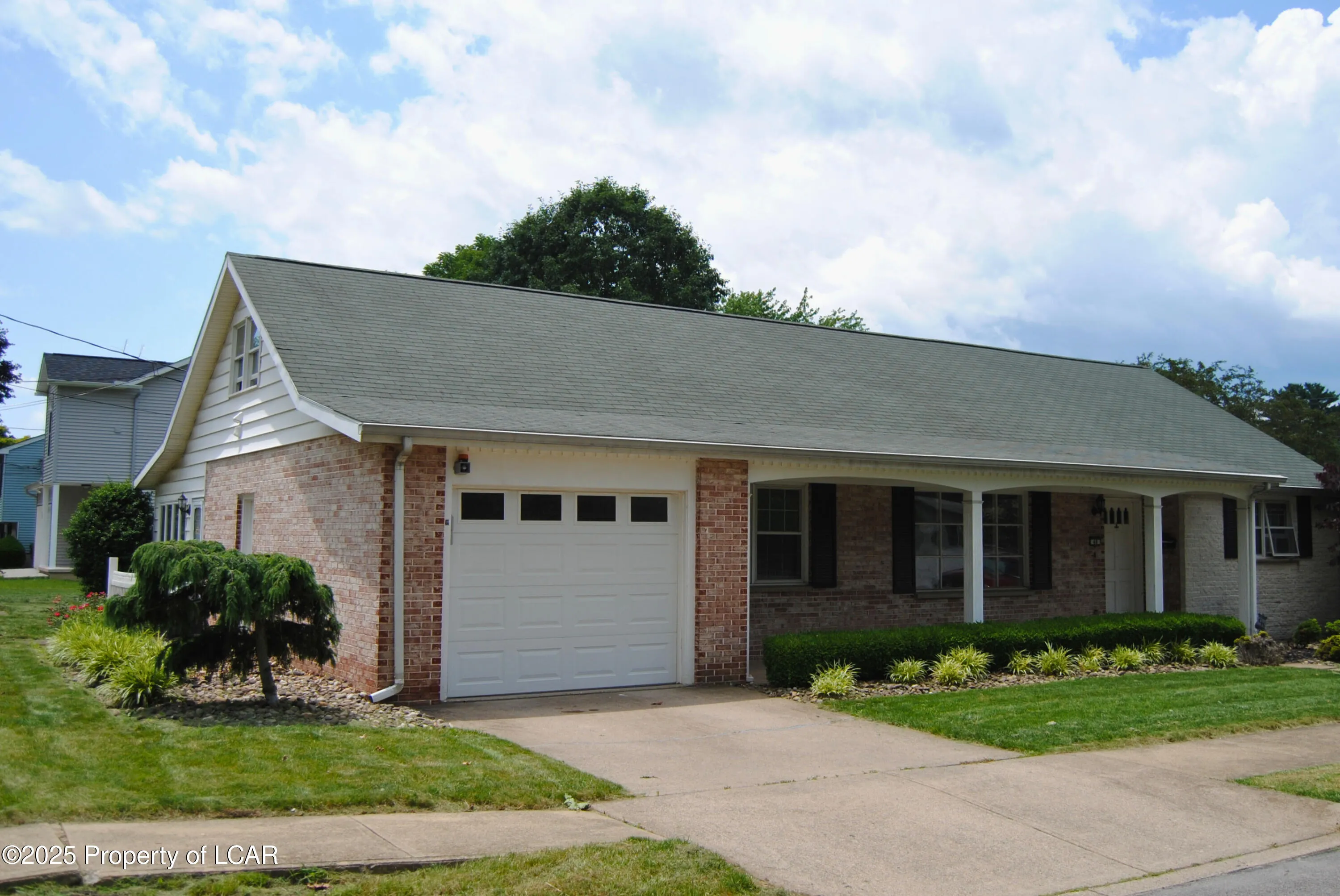 48 Kropp Street, Wilkes-Barre, PA 18702, 4 Bedrooms Bedrooms, 9 Rooms Rooms,2 BathroomsBathrooms,Residential,For Sale,kropp,25-3100