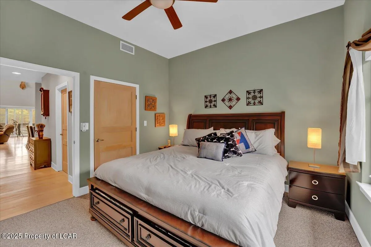 320 Hummingbird Way, Lake Harmony, PA 18624, 3 Bedrooms Bedrooms, 10 Rooms Rooms,3 BathroomsBathrooms,Residential,For Sale,Hummingbird Way,25-3113