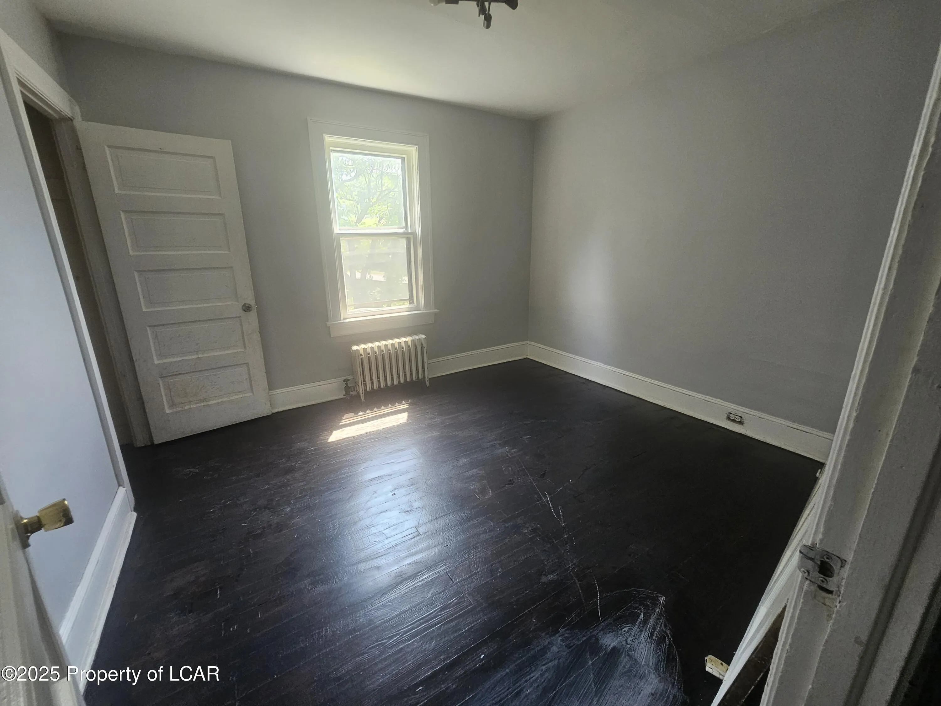 942 N Main Avenue, Scranton, PA 18508, ,Residential Income,For Sale,Main,25-3103