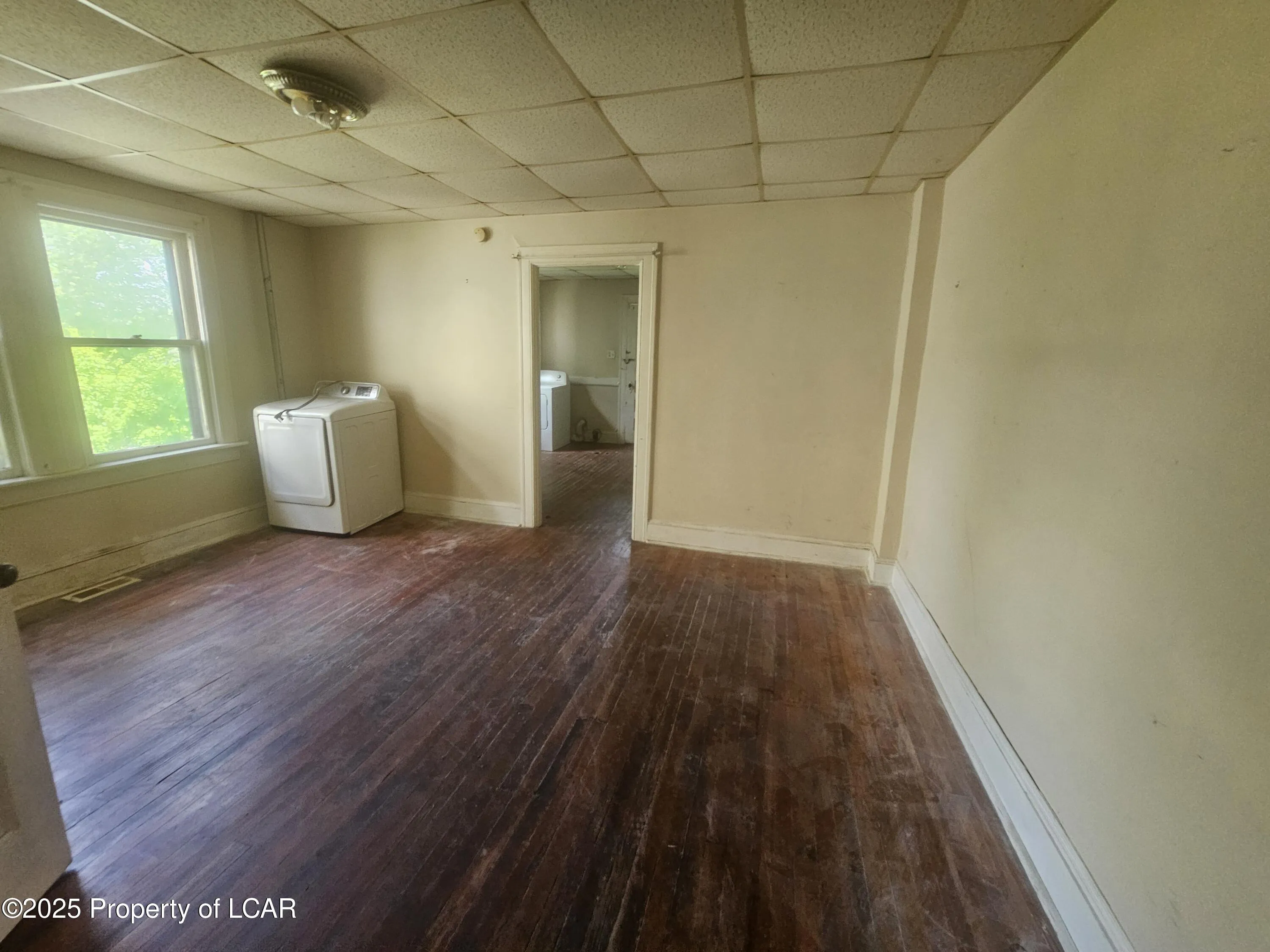 942 N Main Avenue, Scranton, PA 18508, ,Residential Income,For Sale,Main,25-3103