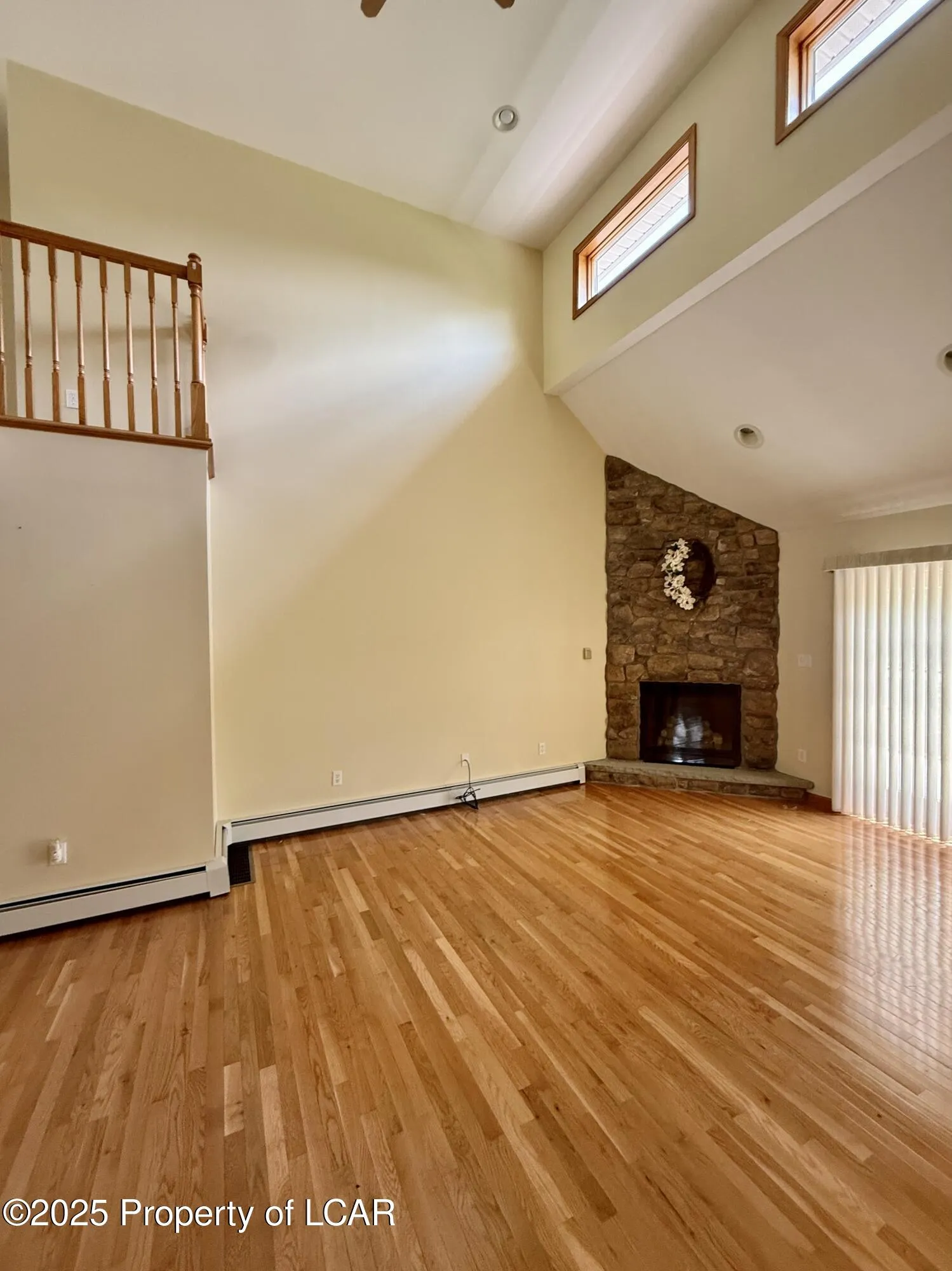 8 Glen Abbey Road, Hazle Twp, PA 18202, 4 Bedrooms Bedrooms, 11 Rooms Rooms,3 BathroomsBathrooms,Residential,For Sale,Glen Abbey,25-3138