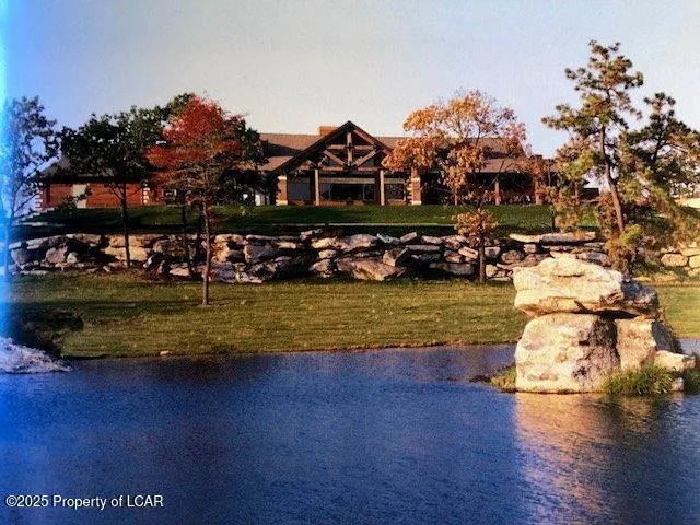 8 Glen Abbey Road, Hazle Twp, PA 18202, 4 Bedrooms Bedrooms, 11 Rooms Rooms,3 BathroomsBathrooms,Residential,For Sale,Glen Abbey,25-3138