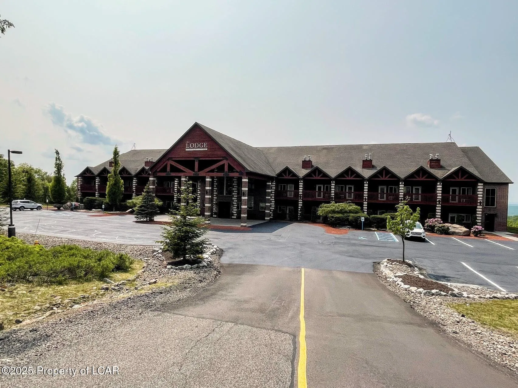 8 Glen Abbey Road, Hazle Twp, PA 18202, 4 Bedrooms Bedrooms, 11 Rooms Rooms,3 BathroomsBathrooms,Residential,For Sale,Glen Abbey,25-3138