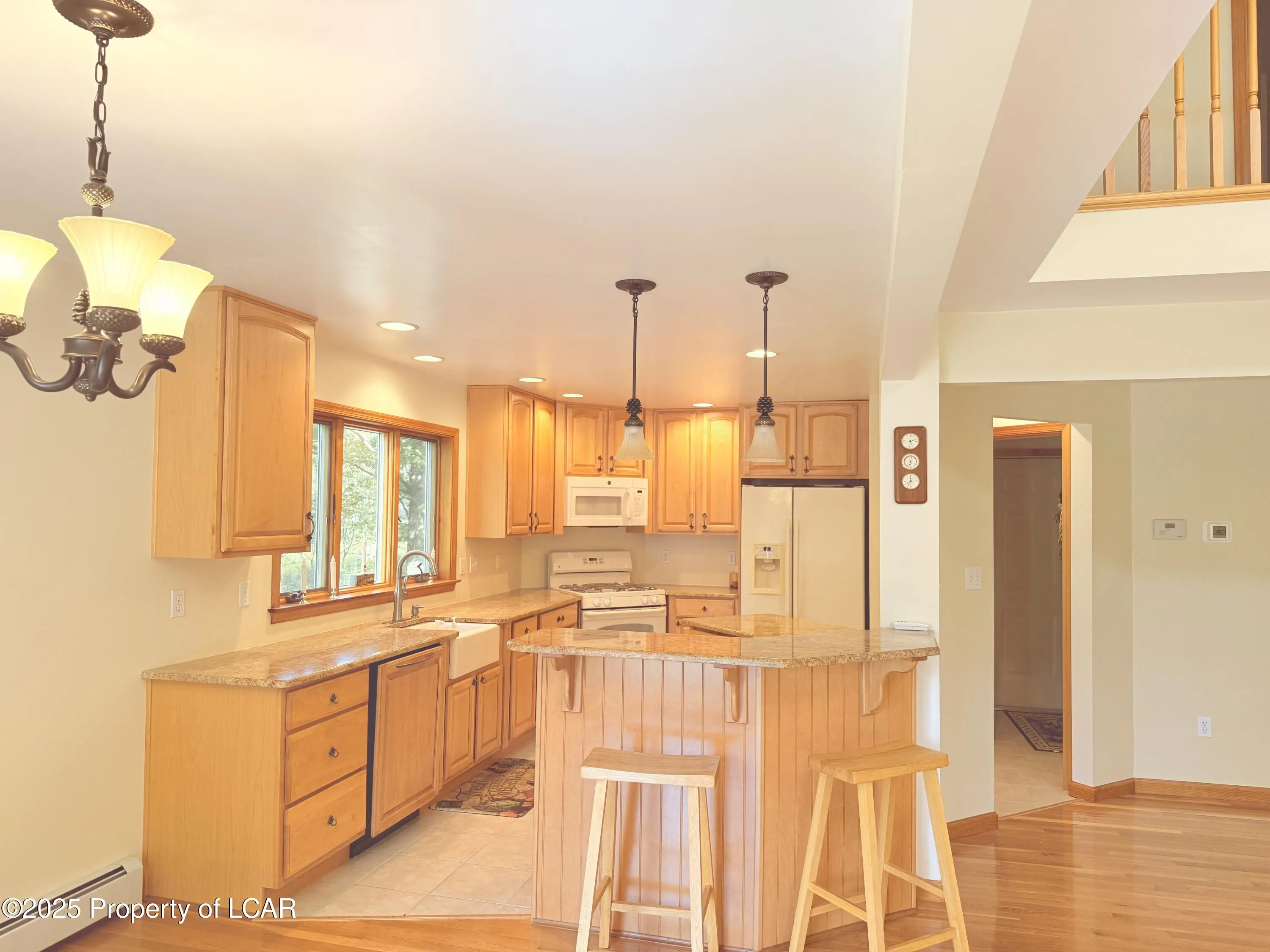 8 Glen Abbey Road, Hazle Twp, PA 18202, 4 Bedrooms Bedrooms, 11 Rooms Rooms,3 BathroomsBathrooms,Residential,For Sale,Glen Abbey,25-3138
