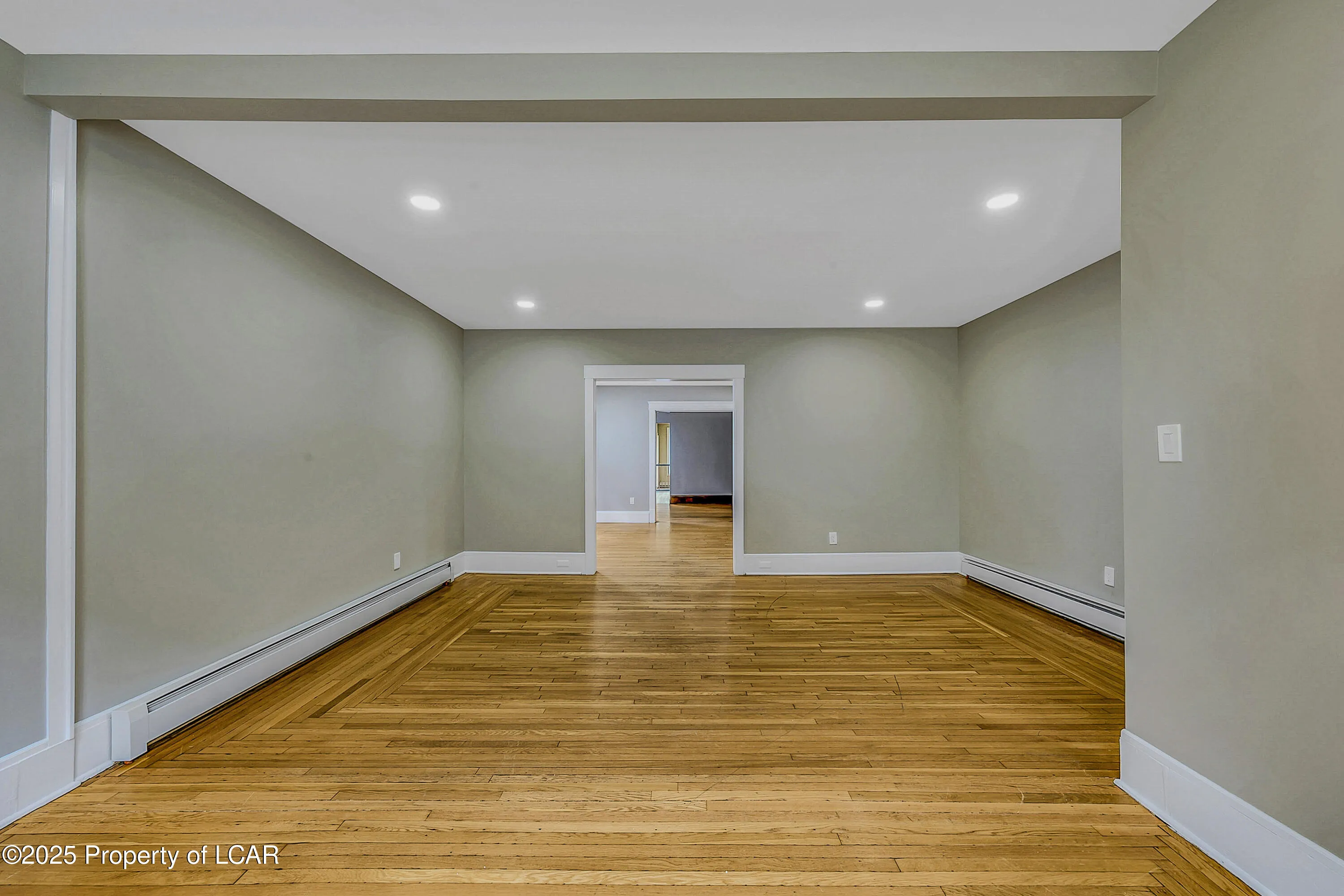 289 Park Avenue, Wilkes-Barre, PA 18702, 3 Bedrooms Bedrooms, 6 Rooms Rooms,2 BathroomsBathrooms,Residential Lease,For Rent,Park,25-3173