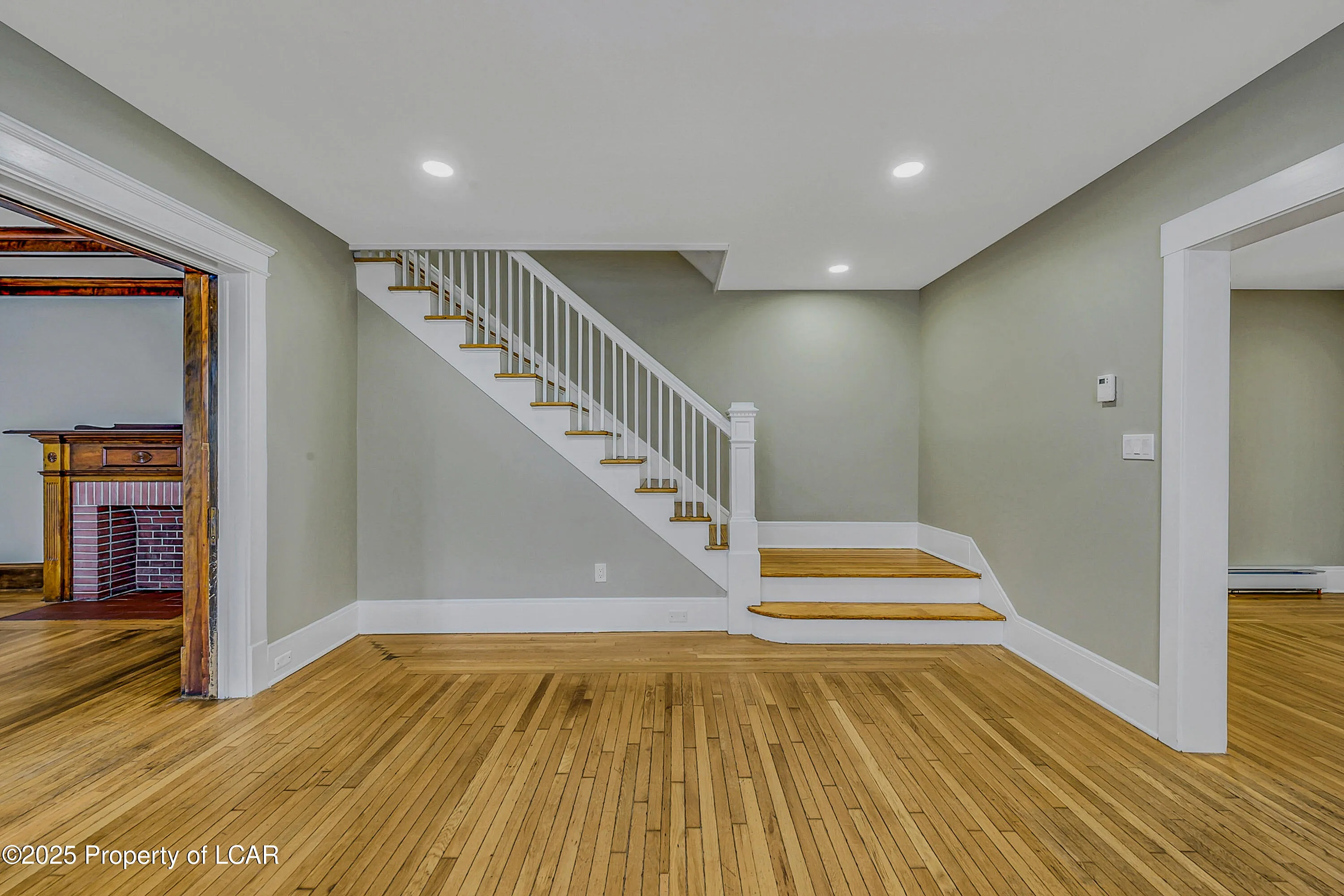 289 Park Avenue, Wilkes-Barre, PA 18702, 3 Bedrooms Bedrooms, 6 Rooms Rooms,2 BathroomsBathrooms,Residential Lease,For Rent,Park,25-3173