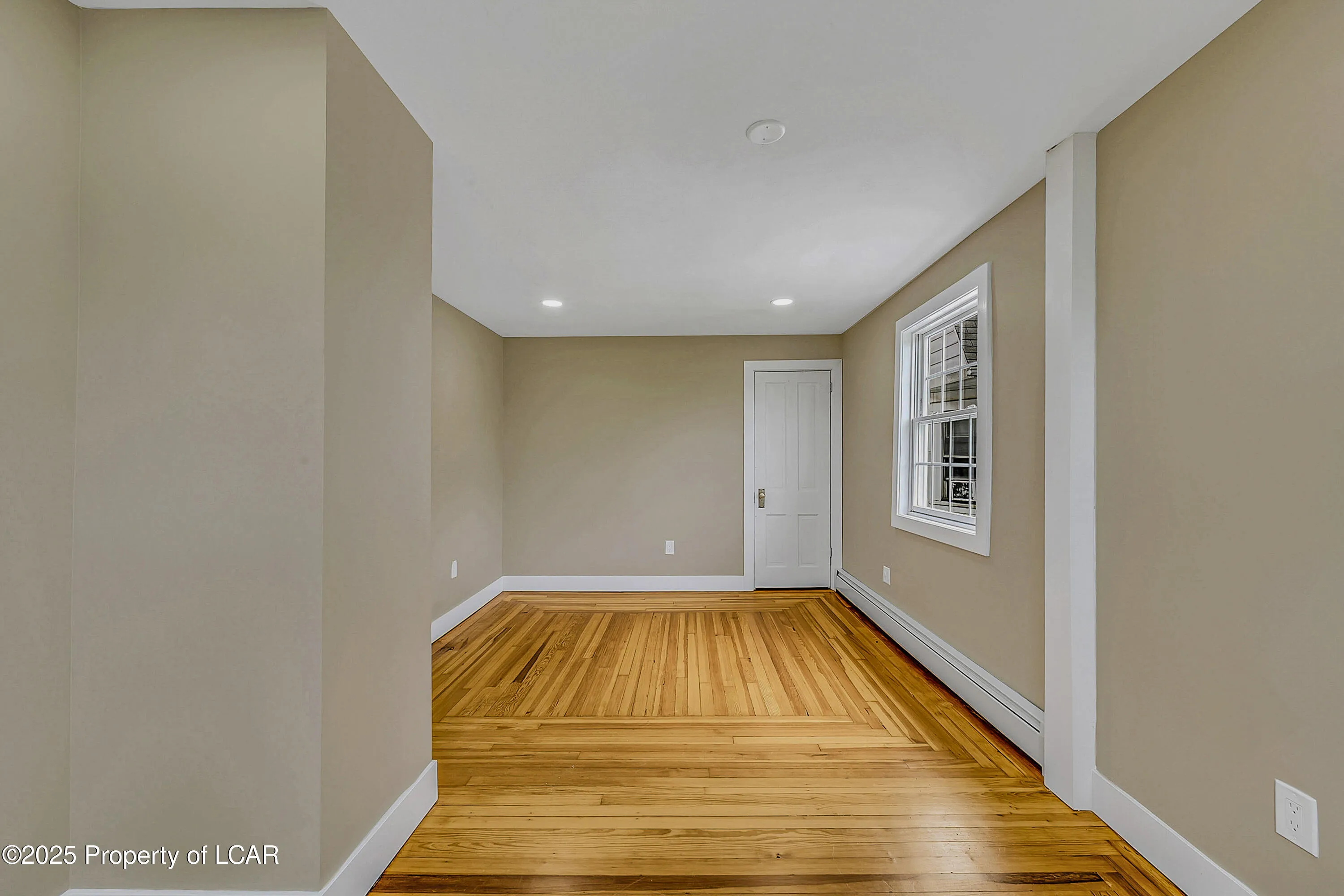 289 Park Avenue, Wilkes-Barre, PA 18702, 3 Bedrooms Bedrooms, 6 Rooms Rooms,2 BathroomsBathrooms,Residential Lease,For Rent,Park,25-3173