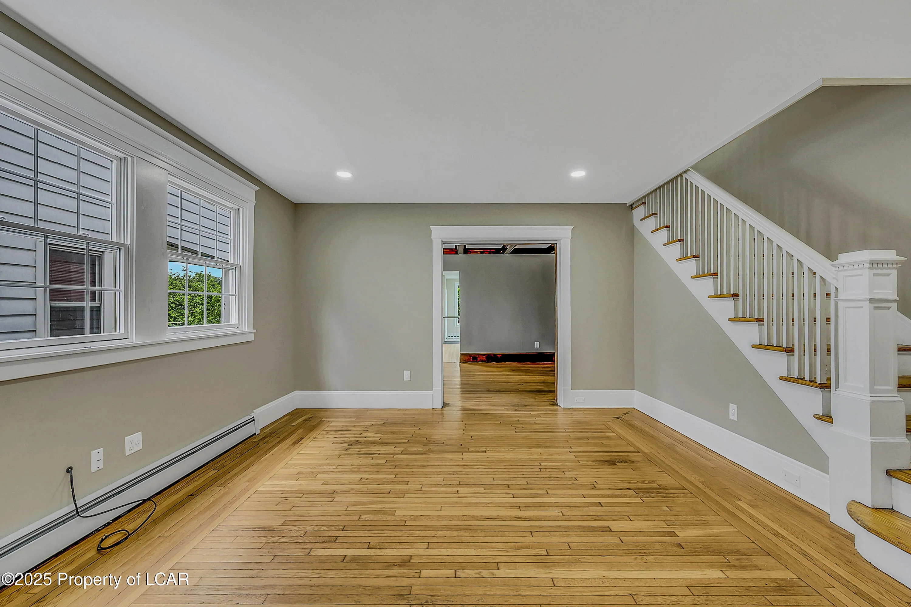 289 Park Avenue, Wilkes-Barre, PA 18702, 3 Bedrooms Bedrooms, 6 Rooms Rooms,2 BathroomsBathrooms,Residential Lease,For Rent,Park,25-3173