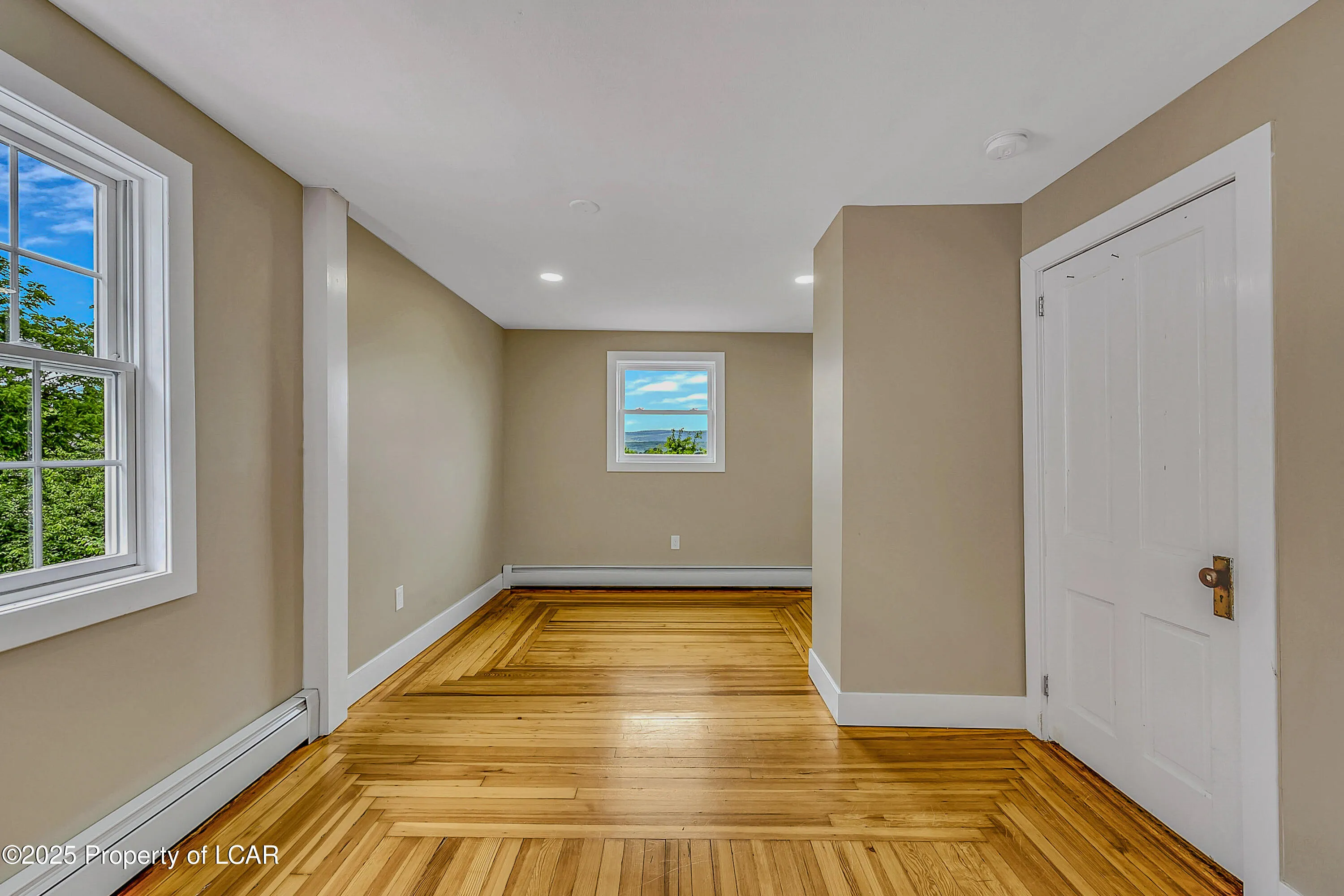 289 Park Avenue, Wilkes-Barre, PA 18702, 3 Bedrooms Bedrooms, 6 Rooms Rooms,2 BathroomsBathrooms,Residential Lease,For Rent,Park,25-3173