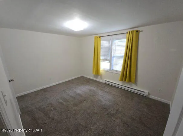34 Vandermark Avenue, Mountain Top, PA 18707, 3 Bedrooms Bedrooms, 7 Rooms Rooms,2 BathroomsBathrooms,Residential Lease,For Rent,Vandermark,25-3212