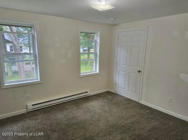 34 Vandermark Avenue, Mountain Top, PA 18707, 3 Bedrooms Bedrooms, 7 Rooms Rooms,2 BathroomsBathrooms,Residential Lease,For Rent,Vandermark,25-3212