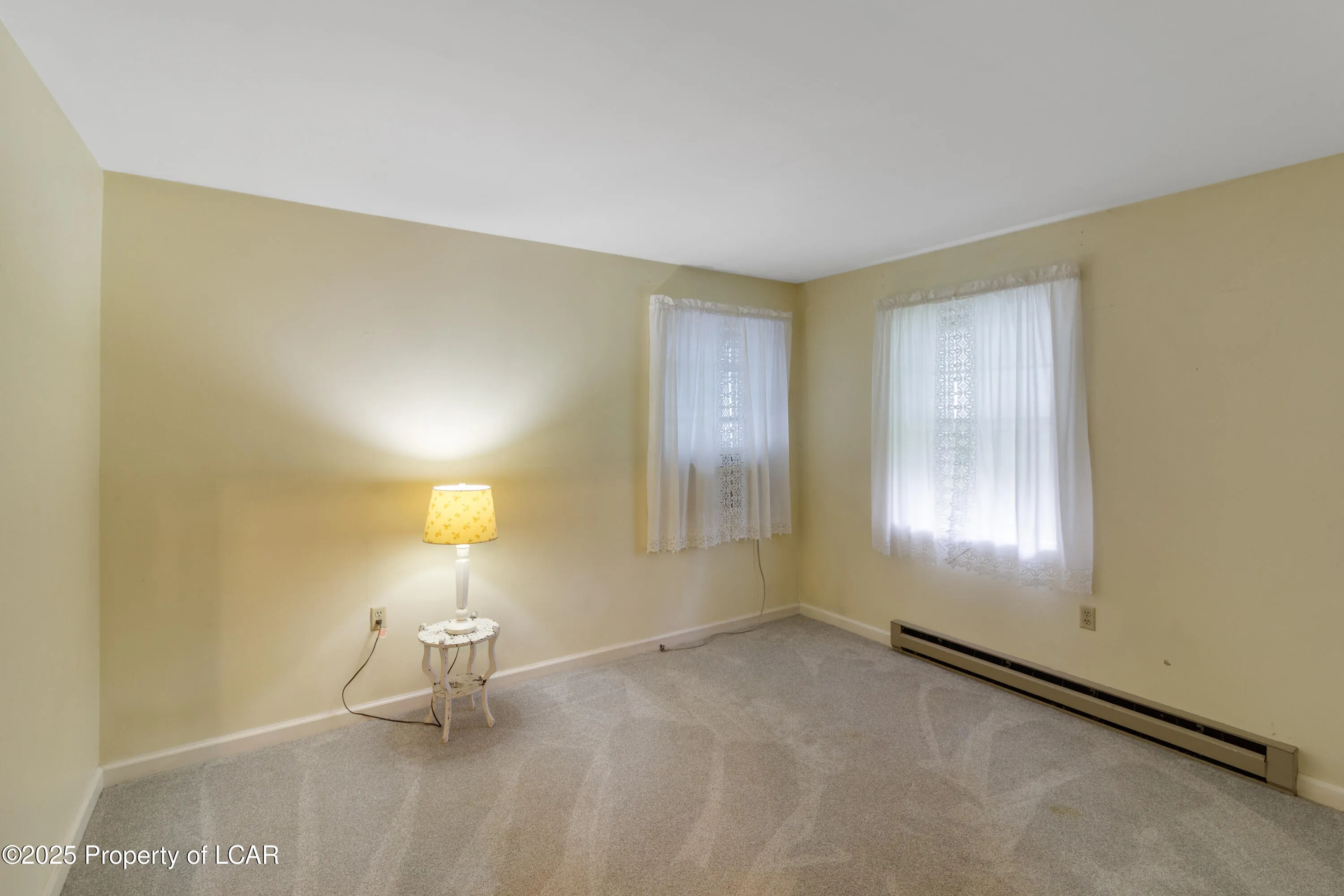 185 Middle Road, Drums, PA 18222, 2 Bedrooms Bedrooms, 10 Rooms Rooms,3 BathroomsBathrooms,Residential,For Sale,Middle,25-3255