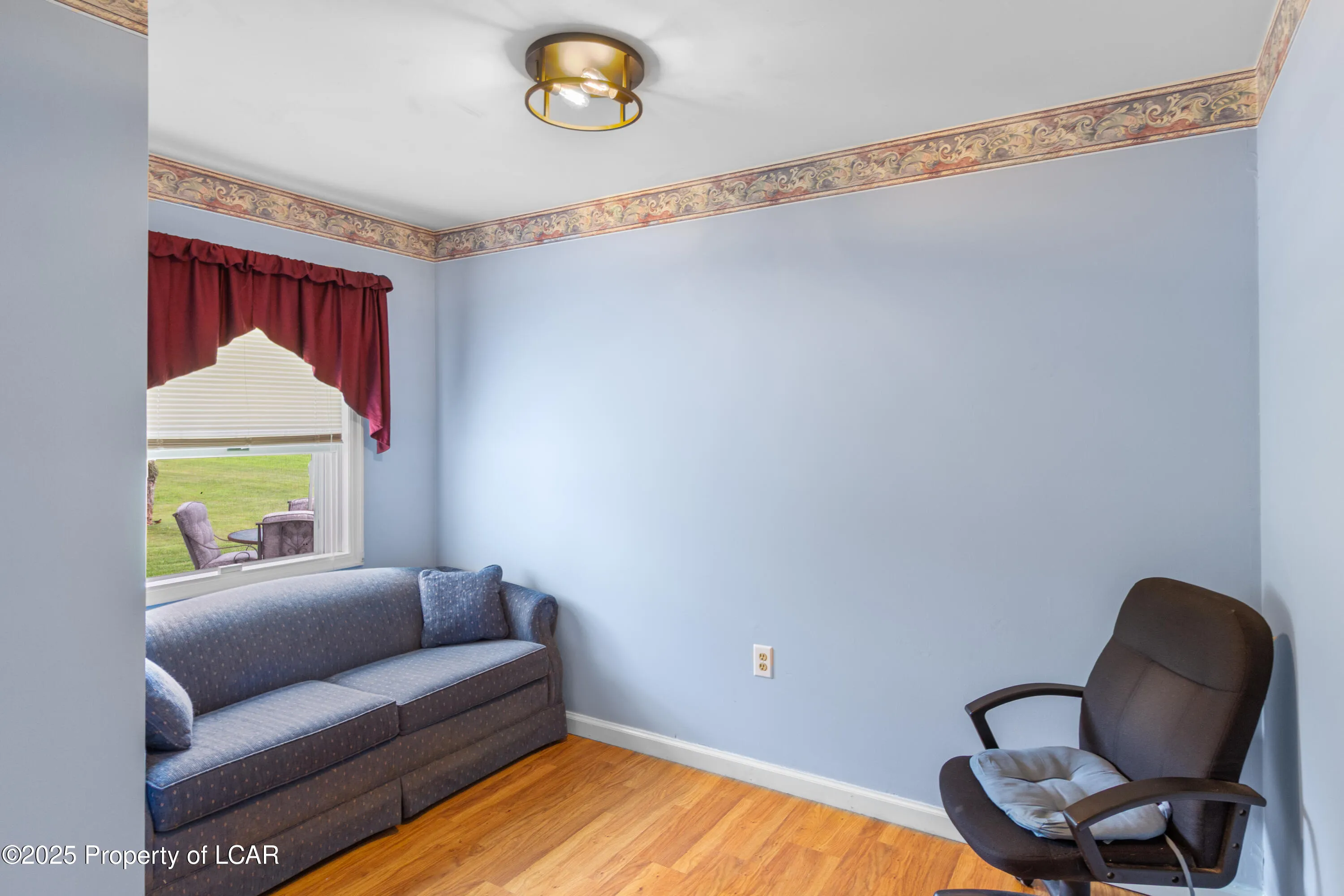 185 Middle Road, Drums, PA 18222, 2 Bedrooms Bedrooms, 10 Rooms Rooms,3 BathroomsBathrooms,Residential,For Sale,Middle,25-3255