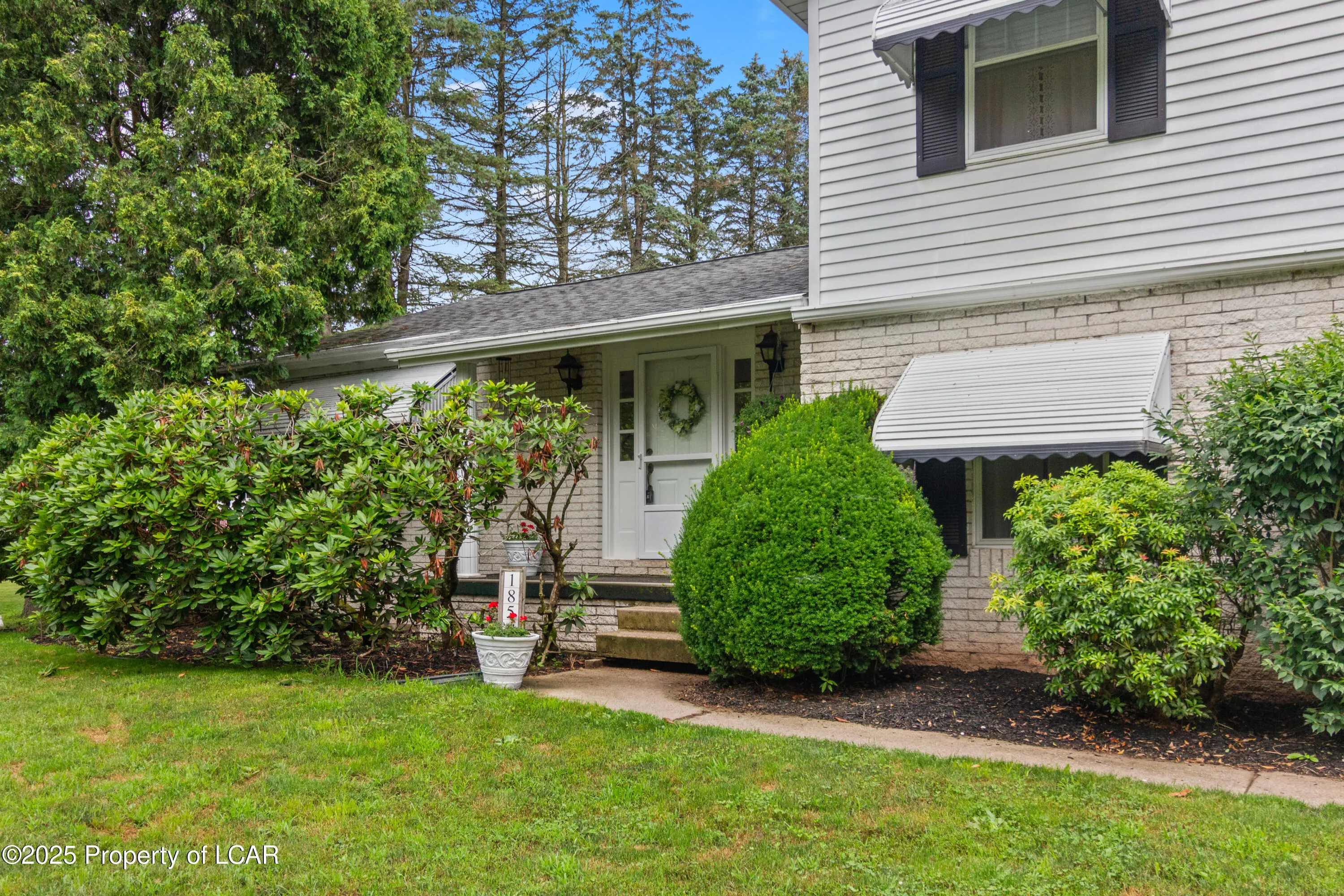 185 Middle Road, Drums, PA 18222, 2 Bedrooms Bedrooms, 10 Rooms Rooms,3 BathroomsBathrooms,Residential,For Sale,Middle,25-3255