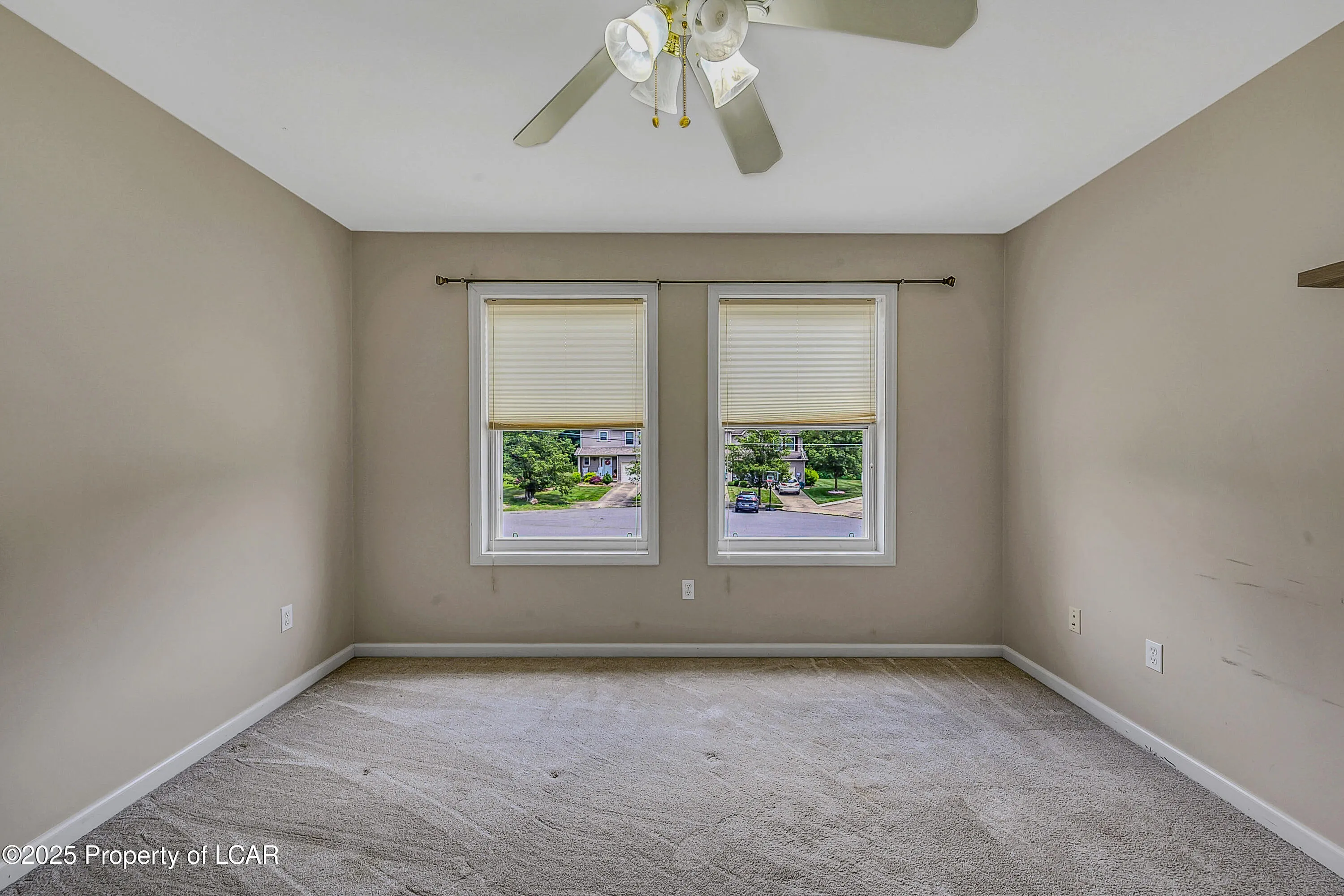 1114 Sunset Drive, Pittston, PA 18640, 2 Bedrooms Bedrooms, 7 Rooms Rooms,3 BathroomsBathrooms,Residential,For Sale,Sunset,25-3242