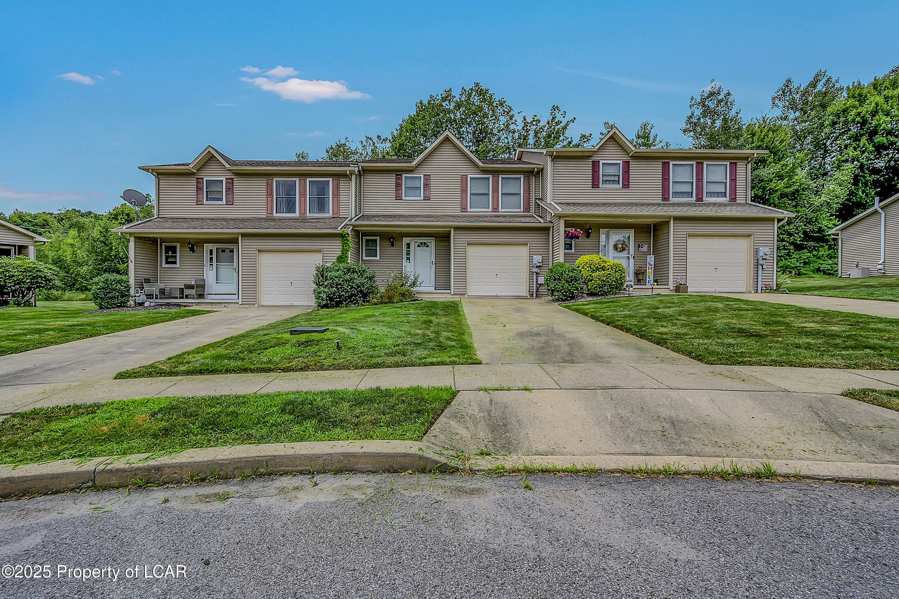 1114 Sunset Drive, Pittston, PA 18640, 2 Bedrooms Bedrooms, 7 Rooms Rooms,3 BathroomsBathrooms,Residential,For Sale,Sunset,25-3242