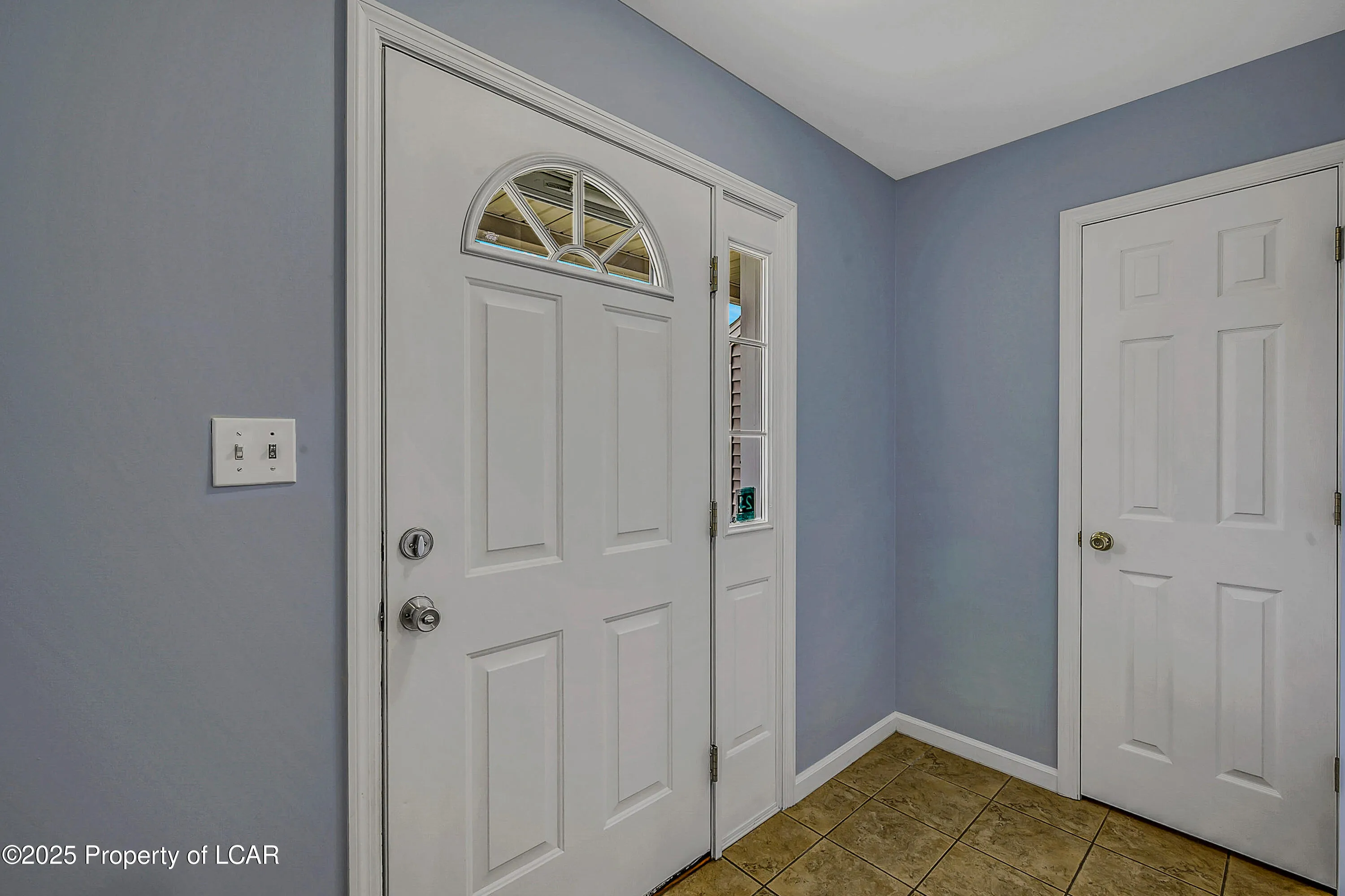 1114 Sunset Drive, Pittston, PA 18640, 2 Bedrooms Bedrooms, 7 Rooms Rooms,3 BathroomsBathrooms,Residential,For Sale,Sunset,25-3242