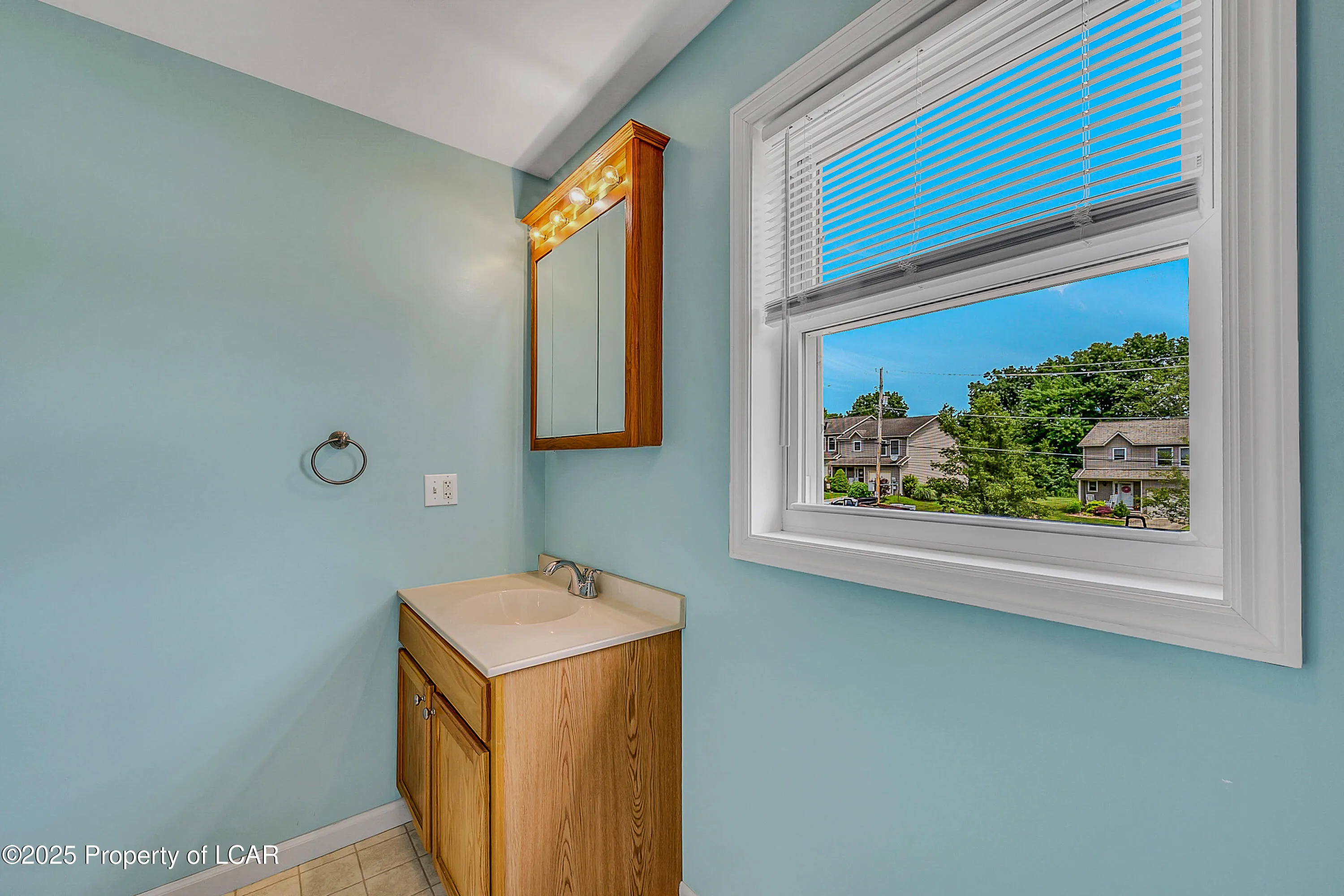 1114 Sunset Drive, Pittston, PA 18640, 2 Bedrooms Bedrooms, 7 Rooms Rooms,3 BathroomsBathrooms,Residential,For Sale,Sunset,25-3242
