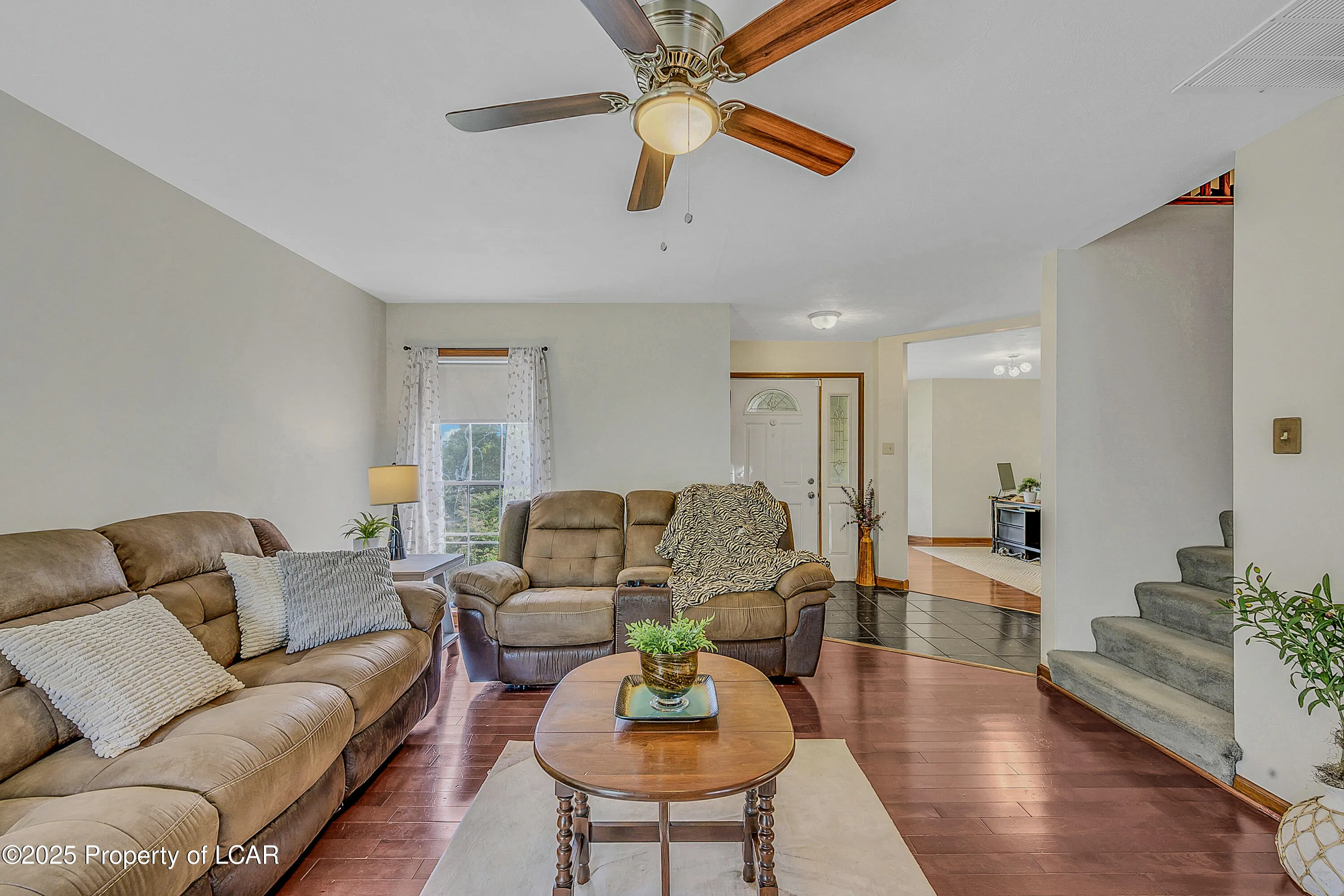 241 Oak Street, Sugar Notch, PA 18706, 3 Bedrooms Bedrooms, 8 Rooms Rooms,3 BathroomsBathrooms,Residential,For Sale,Oak,25-3259