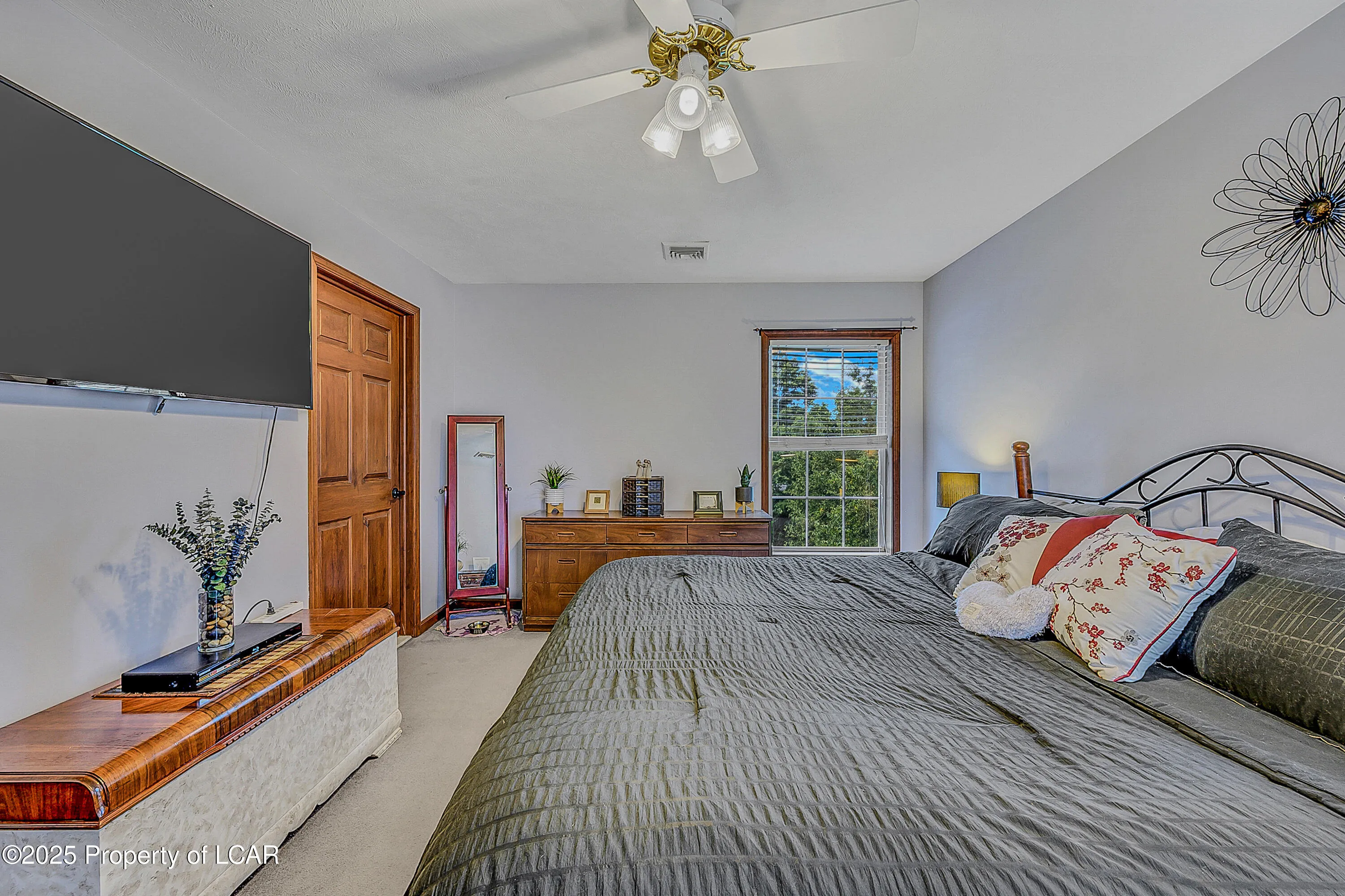 241 Oak Street, Sugar Notch, PA 18706, 3 Bedrooms Bedrooms, 8 Rooms Rooms,3 BathroomsBathrooms,Residential,For Sale,Oak,25-3259