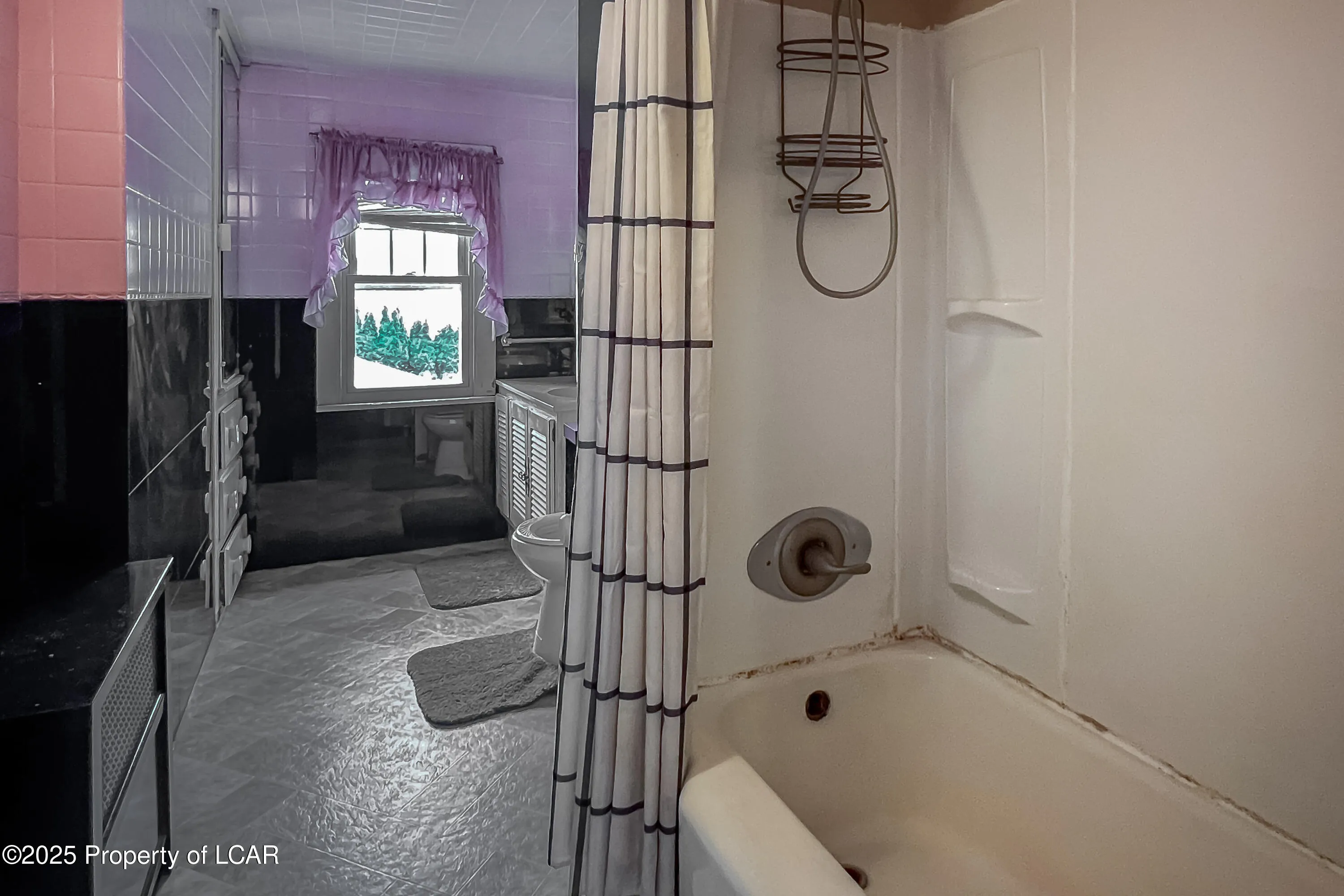 33 E South Street, Wilkes-Barre, PA 18701, 6 Bedrooms Bedrooms, 9 Rooms Rooms,5 BathroomsBathrooms,Residential,For Sale,South,25-3266