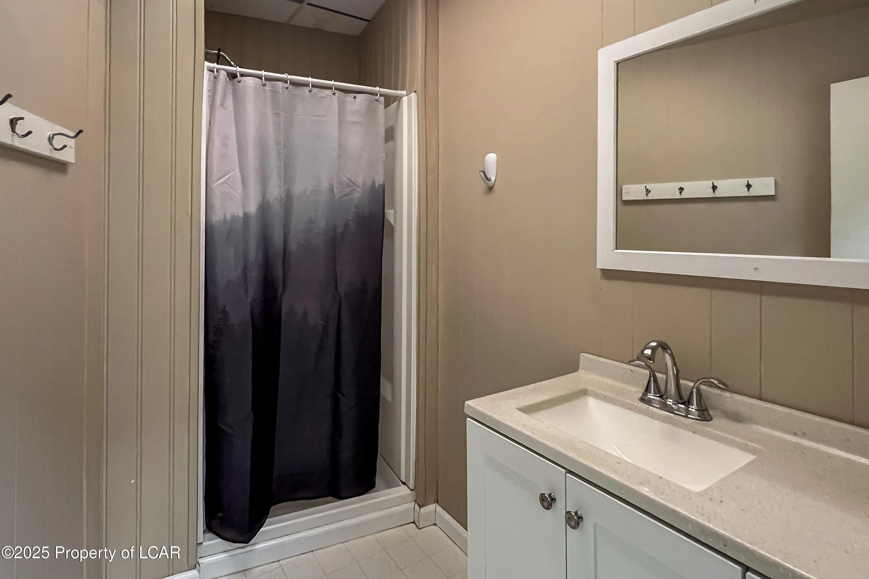 33 E South Street, Wilkes-Barre, PA 18701, 6 Bedrooms Bedrooms, 9 Rooms Rooms,5 BathroomsBathrooms,Residential,For Sale,South,25-3266