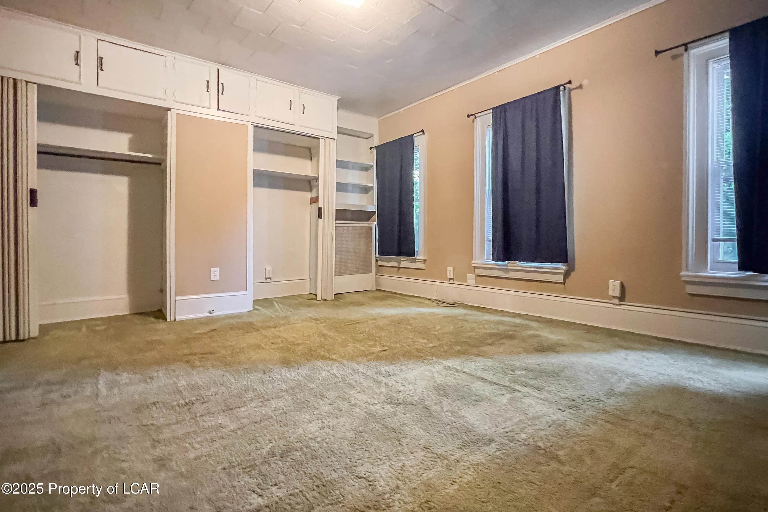 33 E South Street, Wilkes-Barre, PA 18701, 6 Bedrooms Bedrooms, 9 Rooms Rooms,5 BathroomsBathrooms,Residential,For Sale,South,25-3266