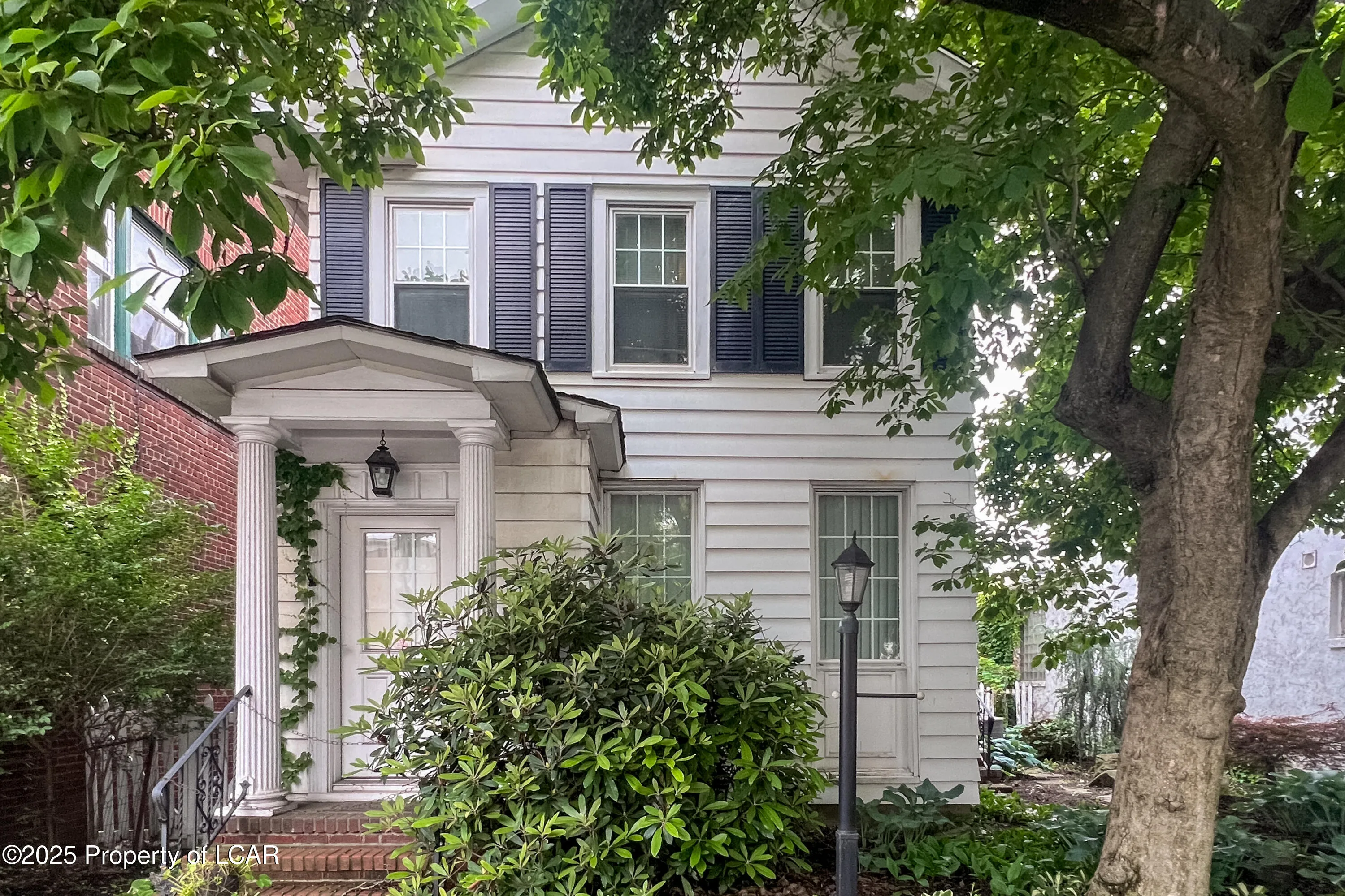 33 E South Street, Wilkes-Barre, PA 18701, 6 Bedrooms Bedrooms, 9 Rooms Rooms,5 BathroomsBathrooms,Residential,For Sale,South,25-3266