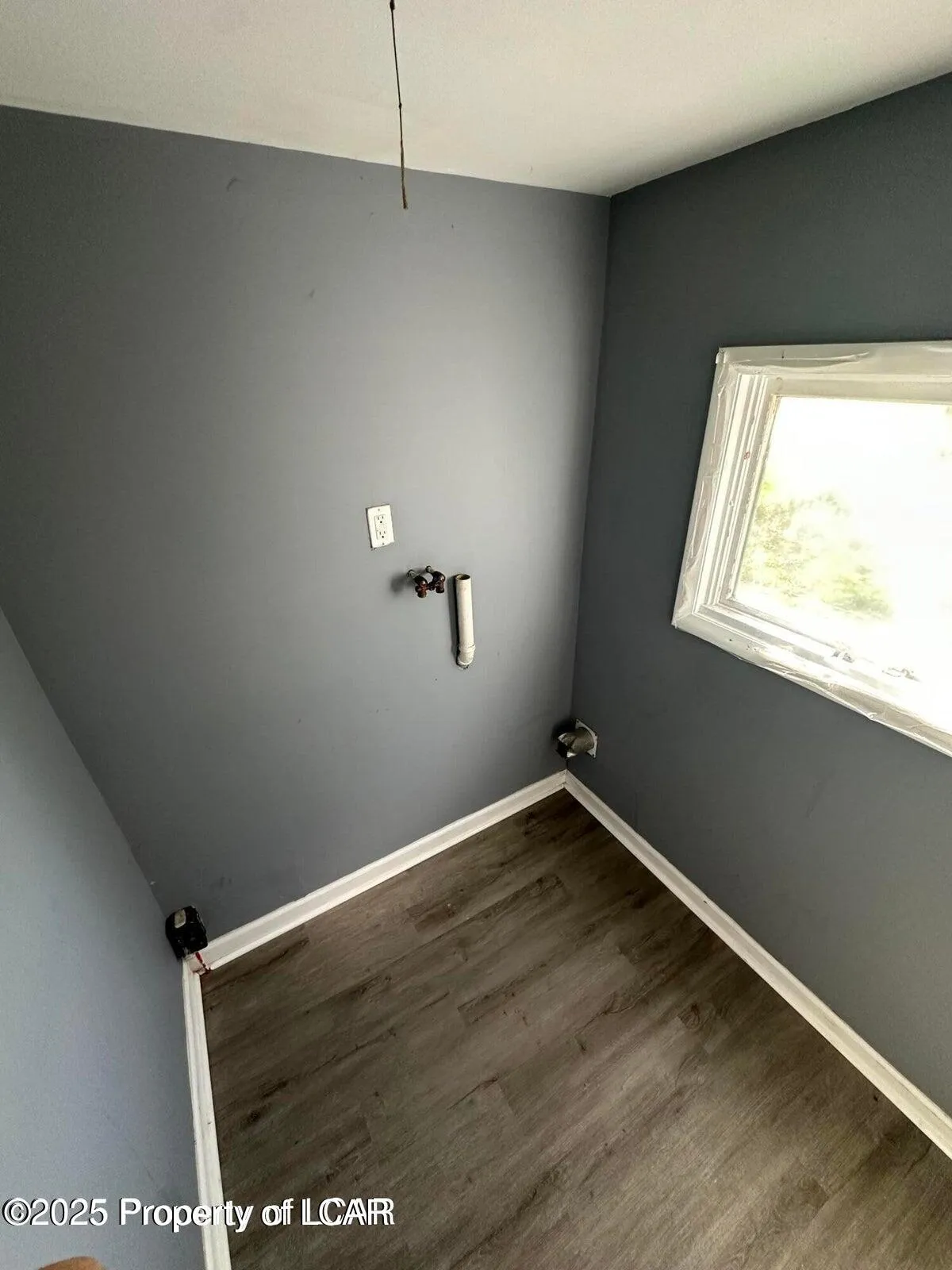 68 Luzerne Street, Hanover Township, PA 18706, 3 Bedrooms Bedrooms, 6 Rooms Rooms,1 BathroomBathrooms,Residential Lease,For Rent,Luzerne,25-3270