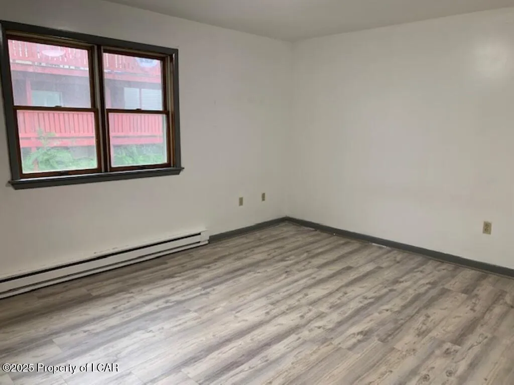 131 Tobin Lane, Edwardsville, PA 18704, 2 Bedrooms Bedrooms, 4 Rooms Rooms,1 BathroomBathrooms,Residential Lease,For Rent,Tobin,25-3290