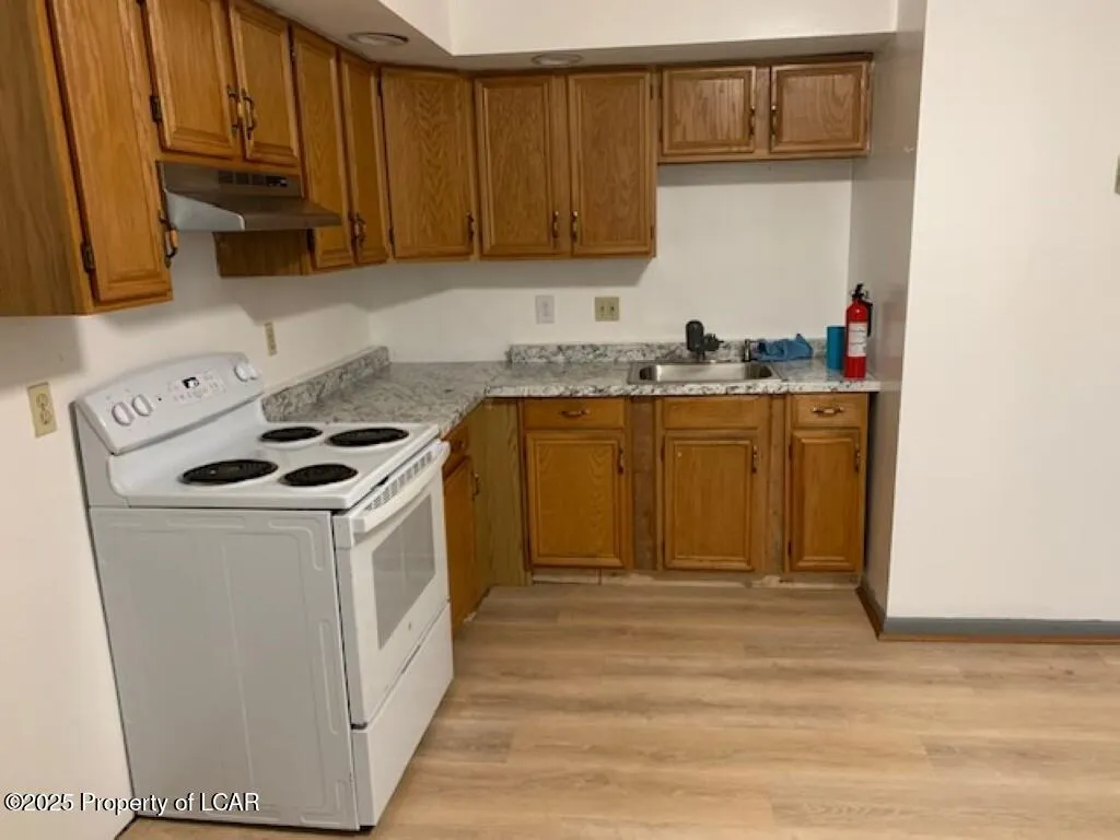 131 Tobin Lane, Edwardsville, PA 18704, 2 Bedrooms Bedrooms, 4 Rooms Rooms,1 BathroomBathrooms,Residential Lease,For Rent,Tobin,25-3290