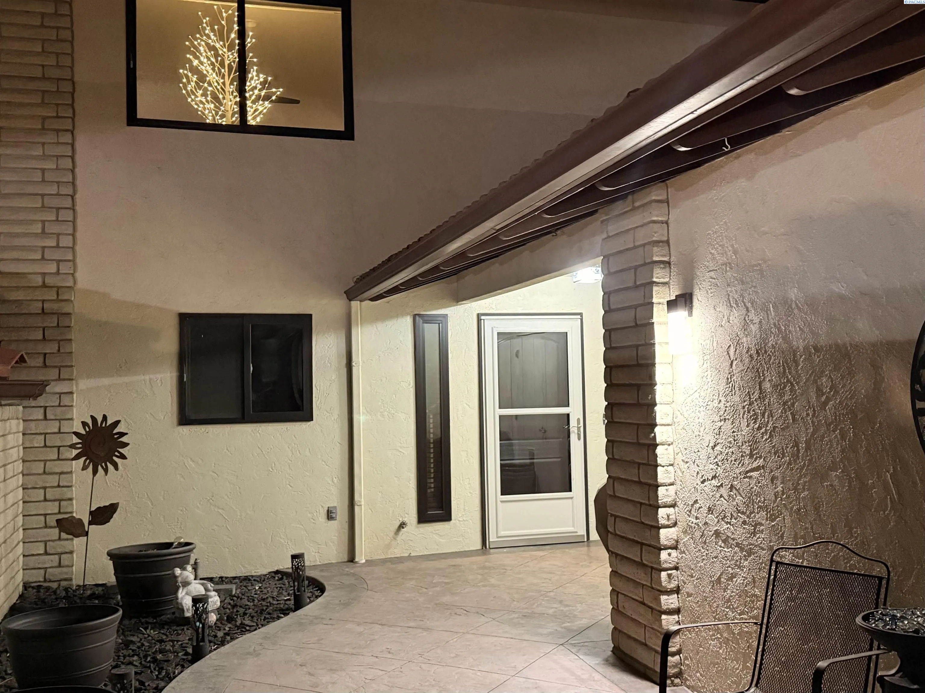 Town House For Sale