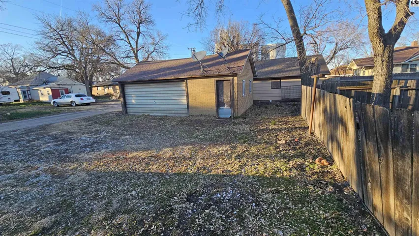 2 Cars with workspace