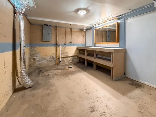 Basement laundry room
