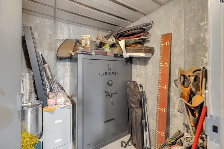 All concrete safe room