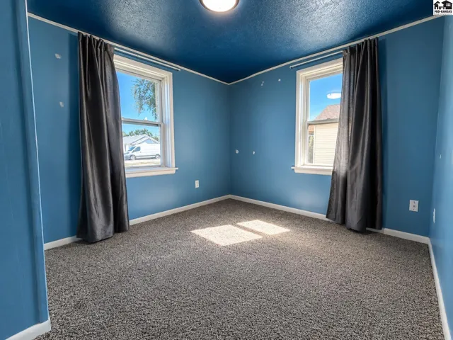 Bedroom #1